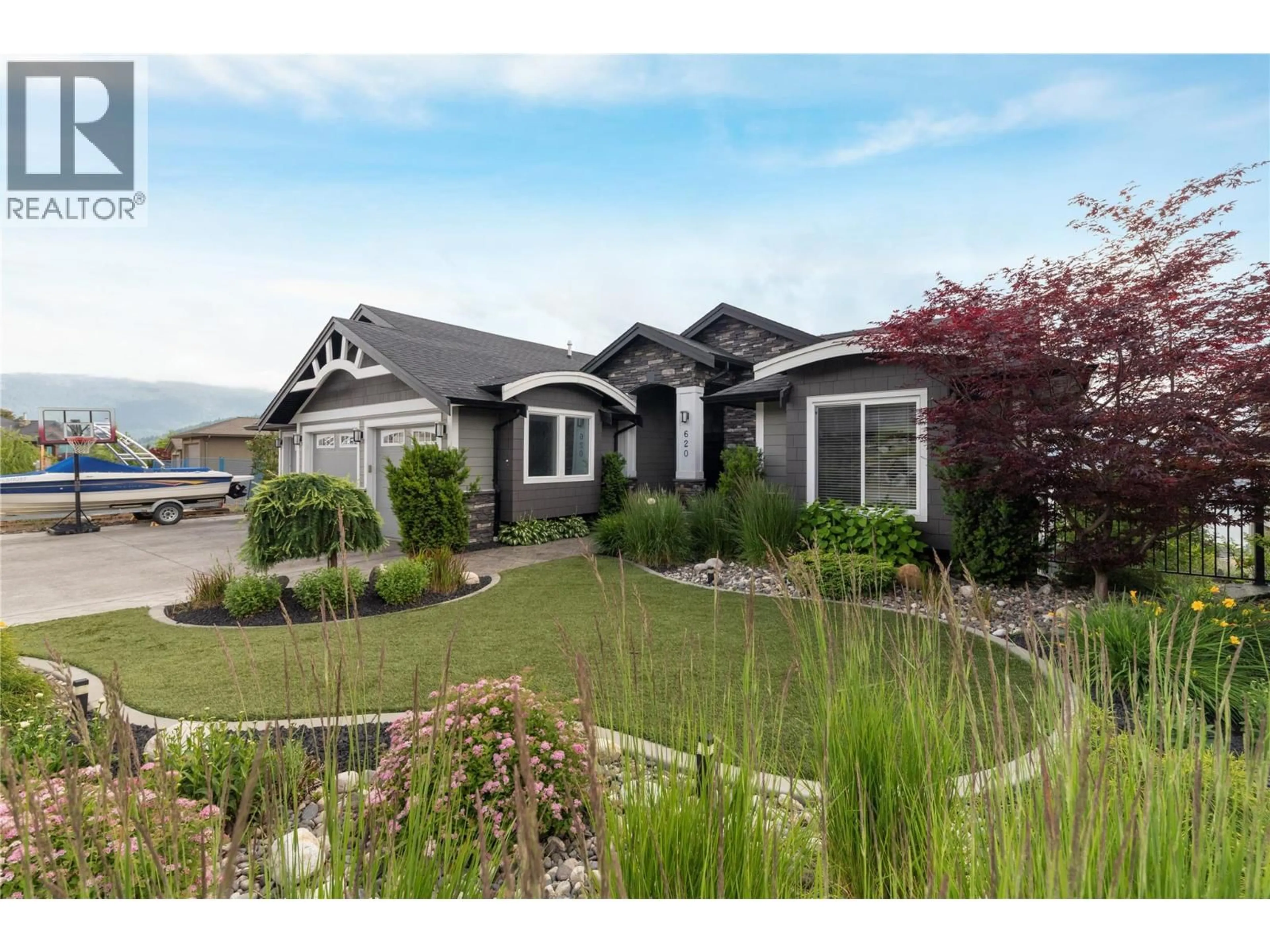 Home with vinyl exterior material, unknown for 620 MT. IDA DRIVE, Coldstream British Columbia V1B3Y6