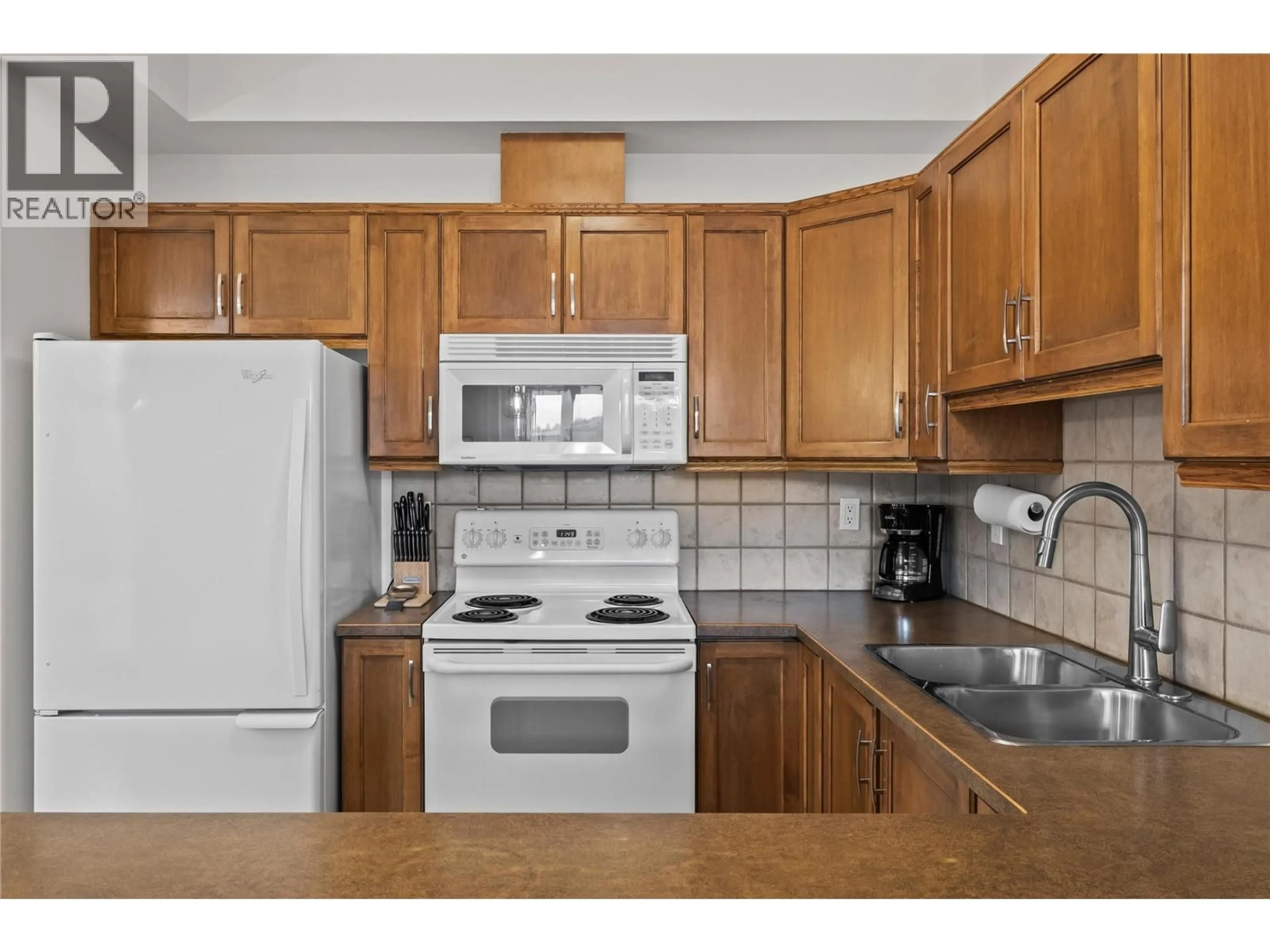 Standard kitchen, unknown for 1404 - 1128 SUNSET DRIVE, Kelowna British Columbia V1Y9W7