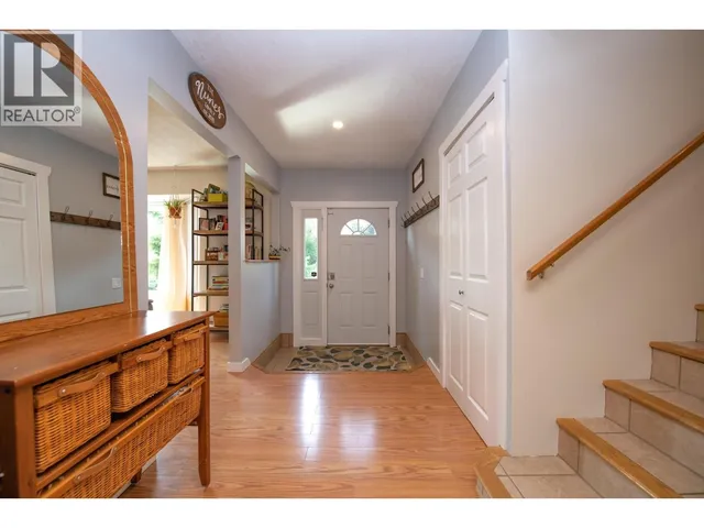 2209 LEBLANC STREET, Lumby 5