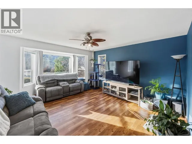 1721 WALLIS ROAD, Okanagan Falls 5