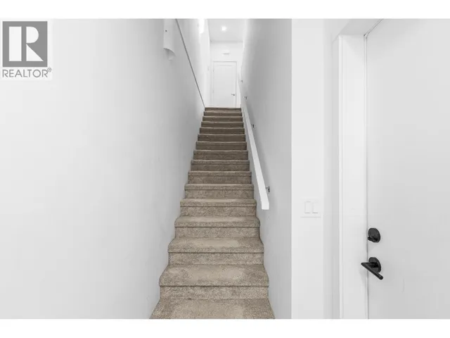 19 - 610 ACADEMY WAY, Kelowna 3
