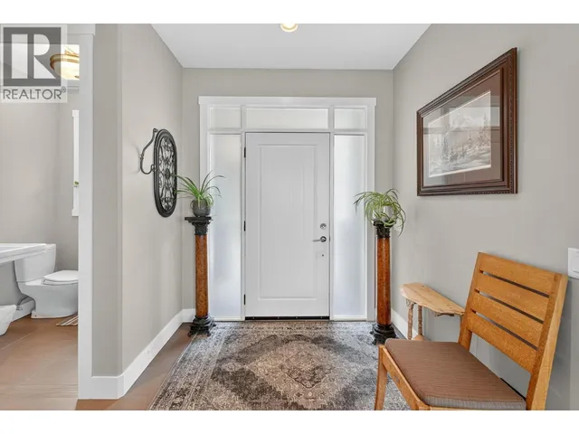 3751 LORNELL COURT, Peachland 5