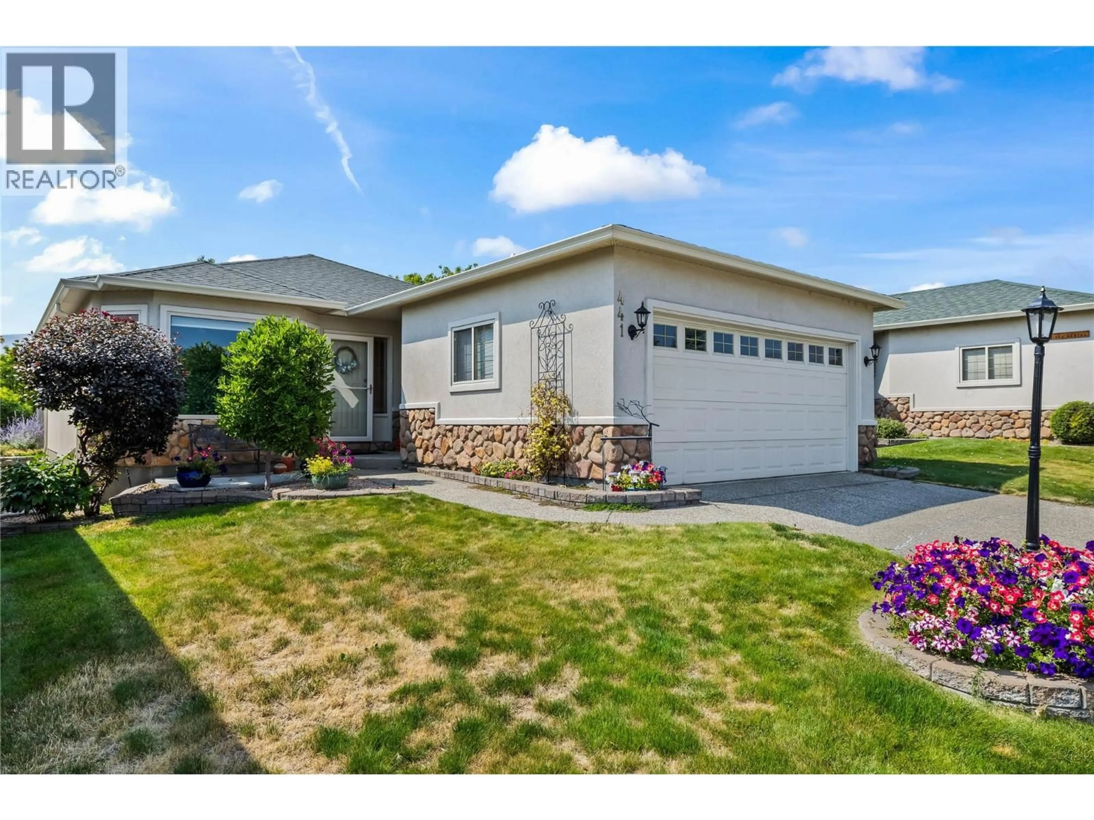 Home with vinyl exterior material, street for 441 - 2330 BUTT ROAD, West Kelowna British Columbia V4T2L3