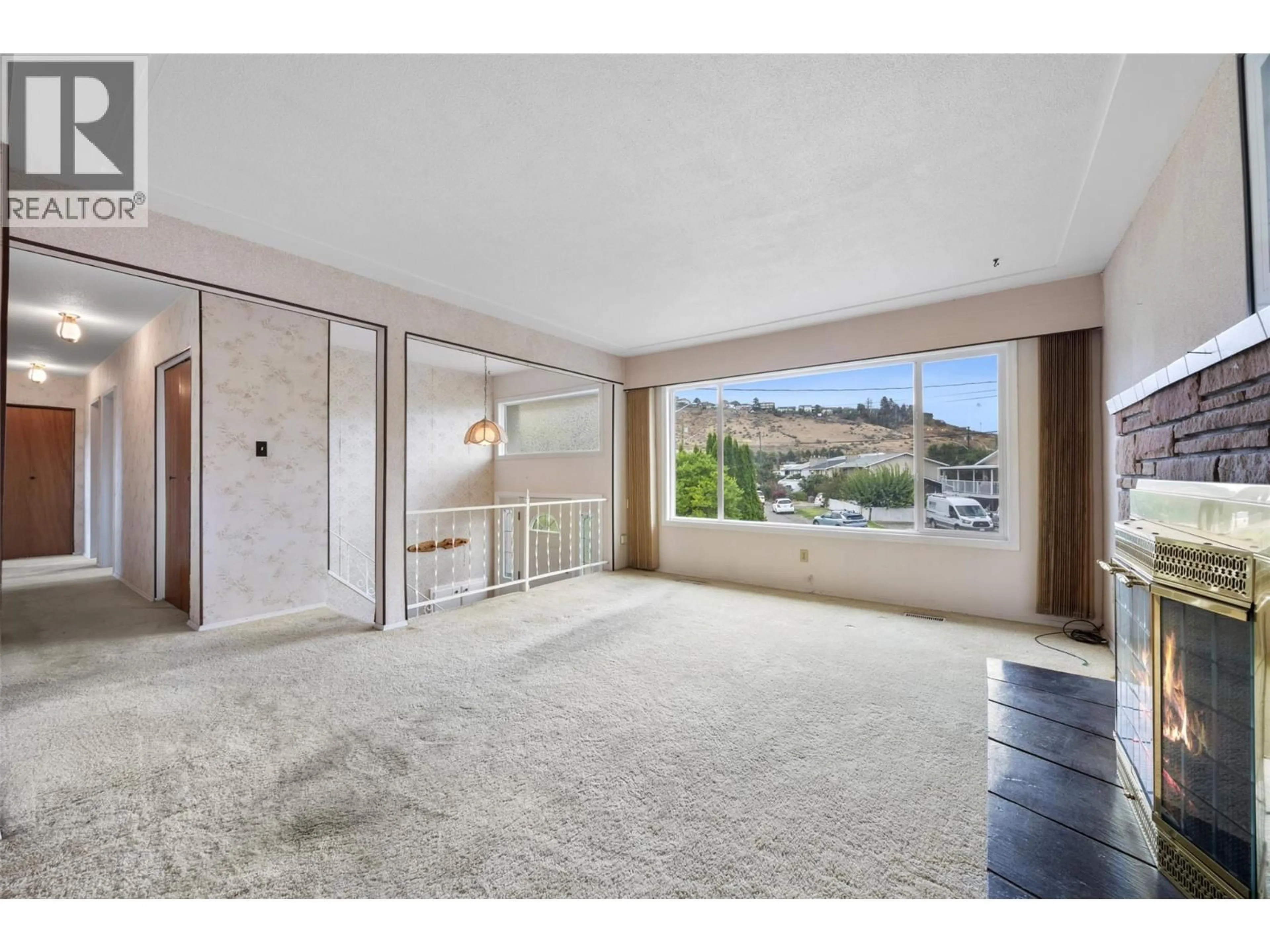 Unknown for 1281 KIMBERLEY CRESCENT, Kamloops British Columbia V2B3B8