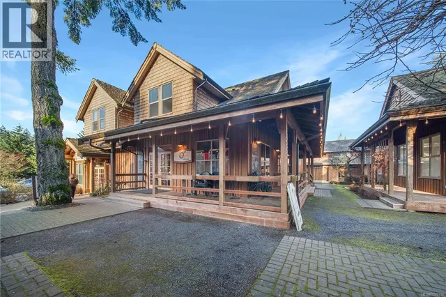 102 - 5281 RUTHERFORD ROAD, Nanaimo