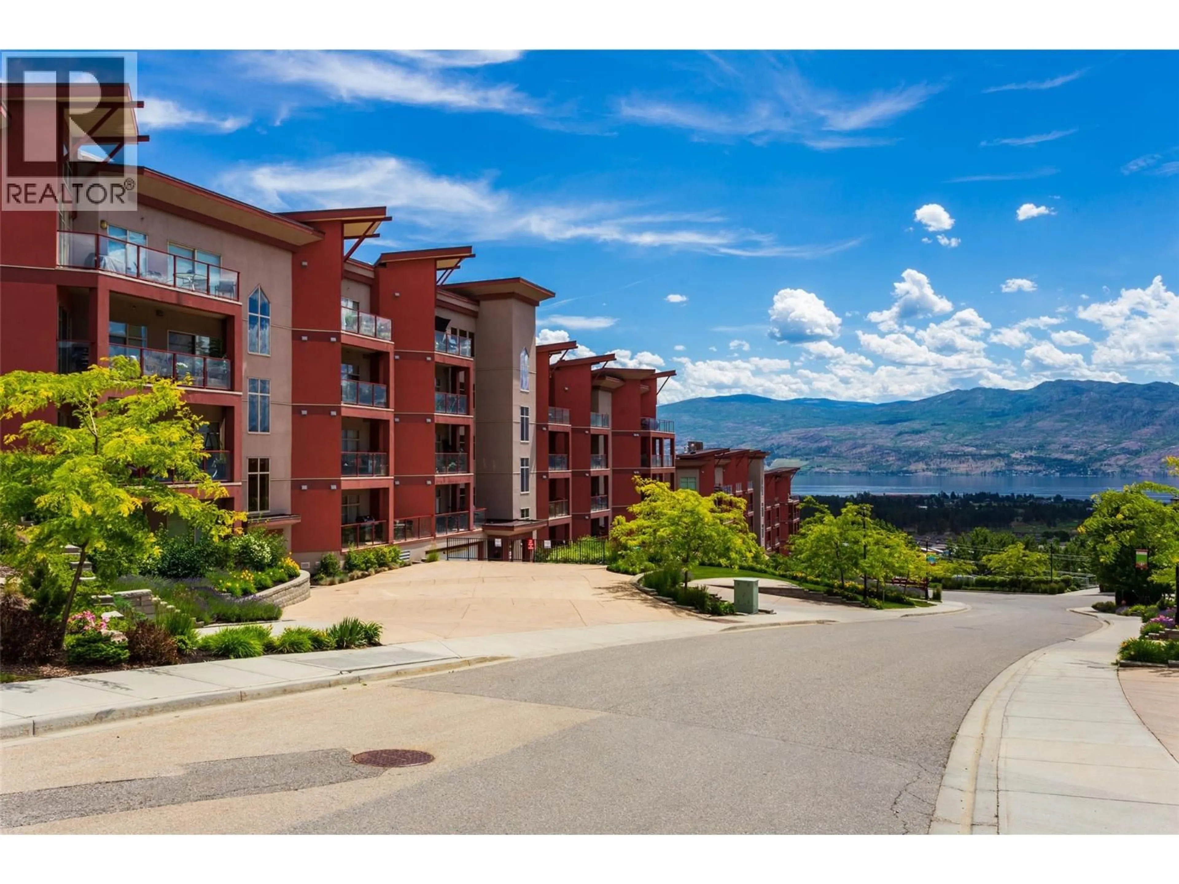 A pic from outside/outdoor area/front of a property/back of a property/a pic from drone, water/lake/river/ocean view for 409 - 3205 SKYVIEW LANE, West Kelowna British Columbia V4T3J3