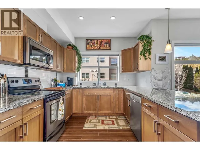 409 - 3205 SKYVIEW LANE, West Kelowna 3