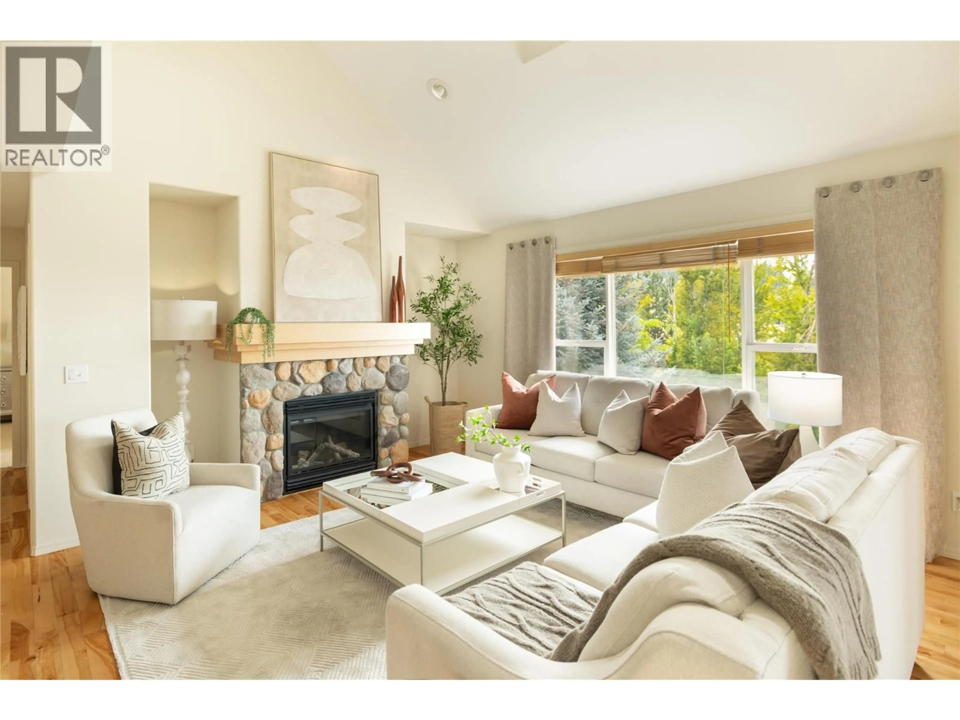 Living room with furniture, unknown for 5281 SILVERADO PLACE, Kelowna British Columbia V1X7X8