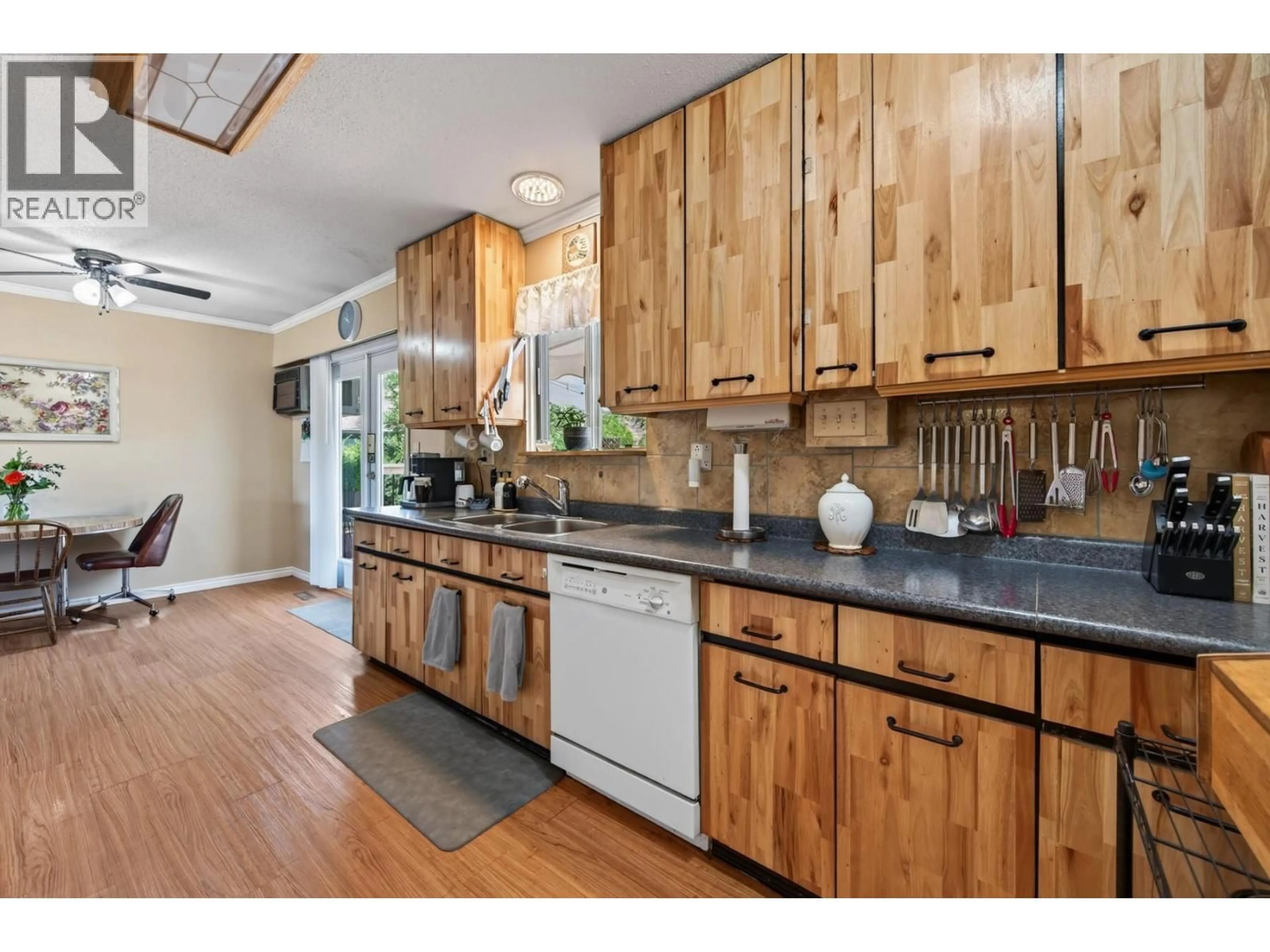 Unknown for 686 SICAMORE DRIVE, Kamloops British Columbia V2B6R5