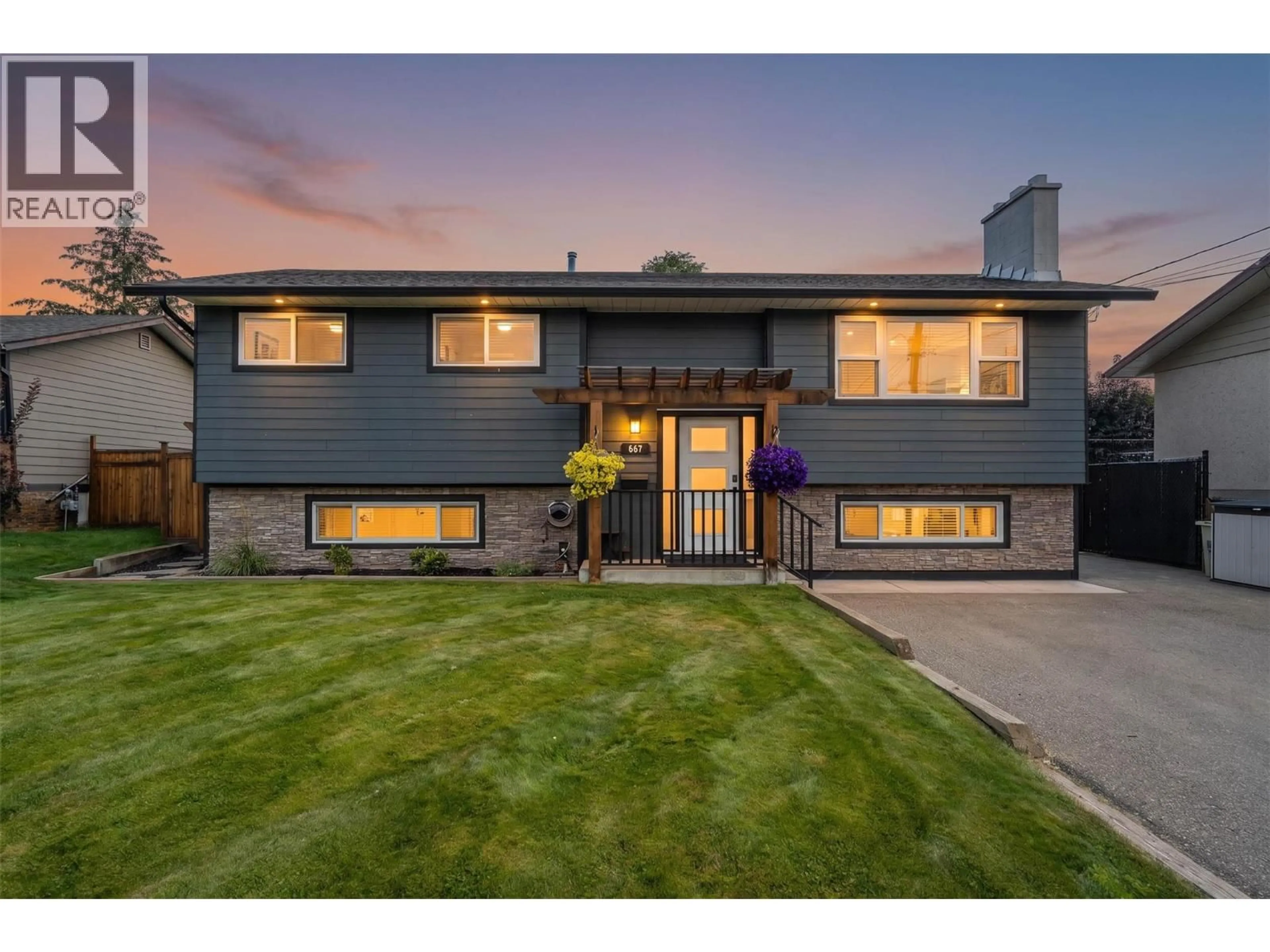 Unknown for 667 CAMBRIDGE CRESCENT, Kamloops British Columbia V2B5B7