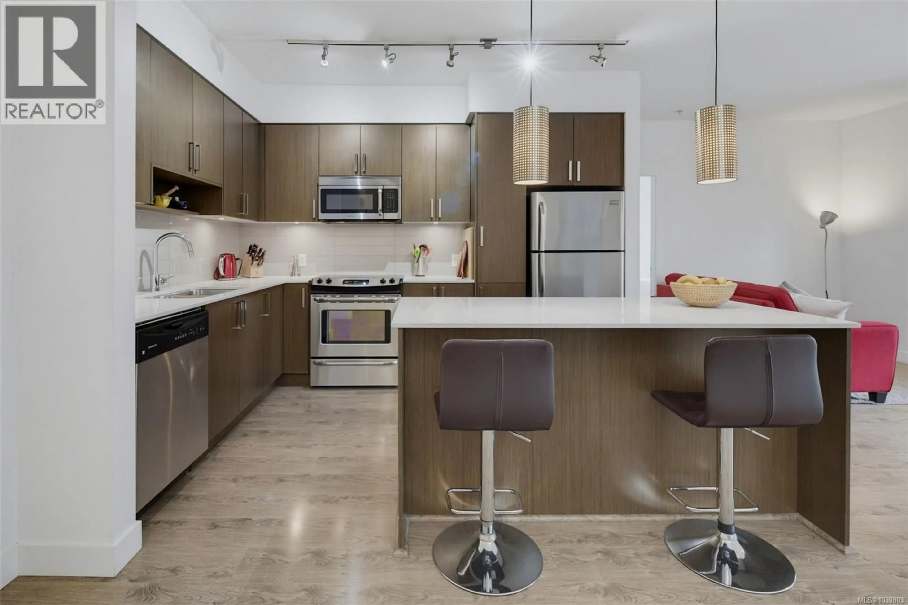 Open concept kitchen, ceramic/tile floor for 310 - 286 WILFERT ROAD, View Royal British Columbia V9C0H6