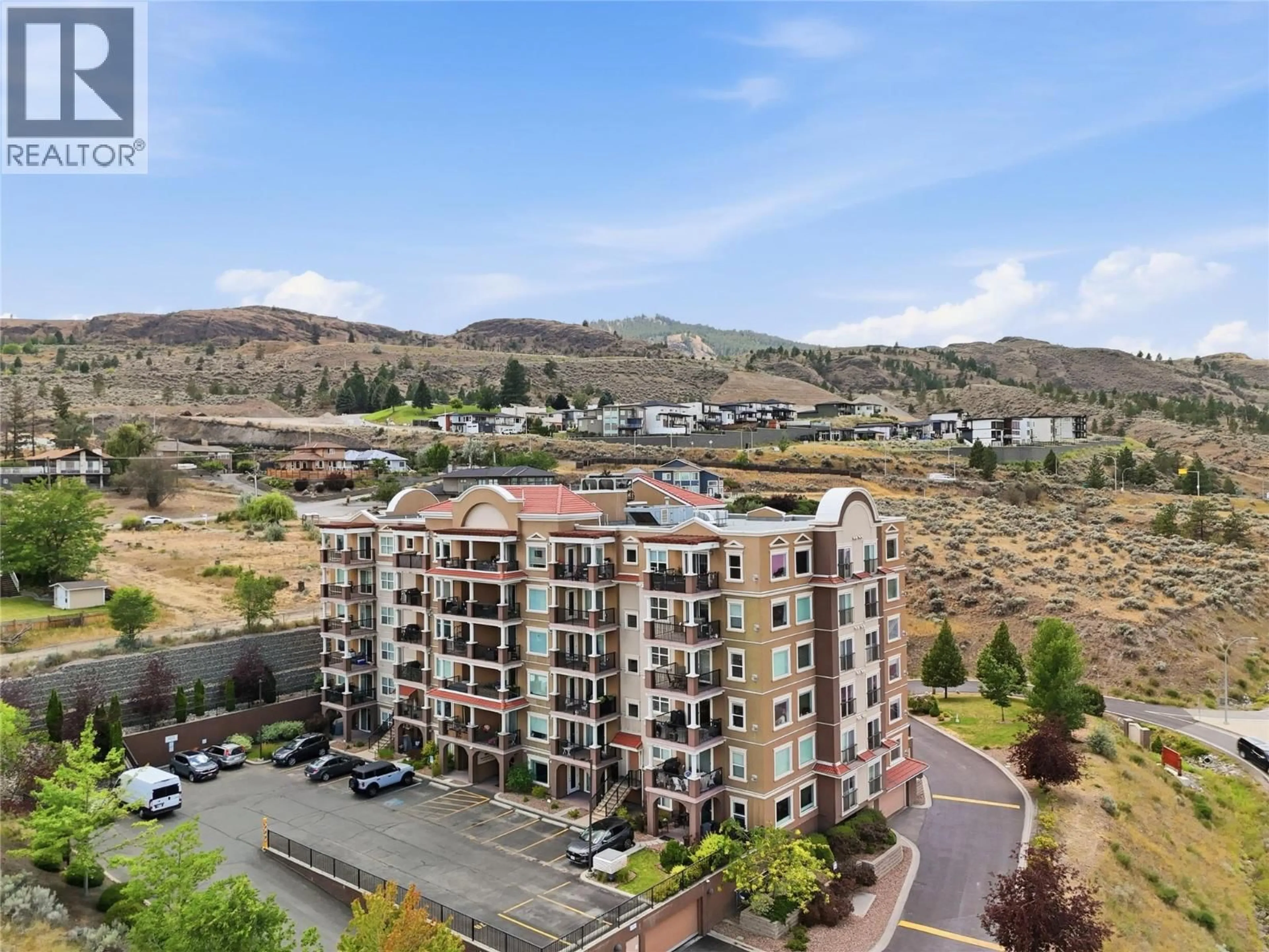 A pic from outside/outdoor area/front of a property/back of a property/a pic from drone, mountain view for 503 - 975 VICTORIA STREET WEST, Kamloops British Columbia V2C0C2