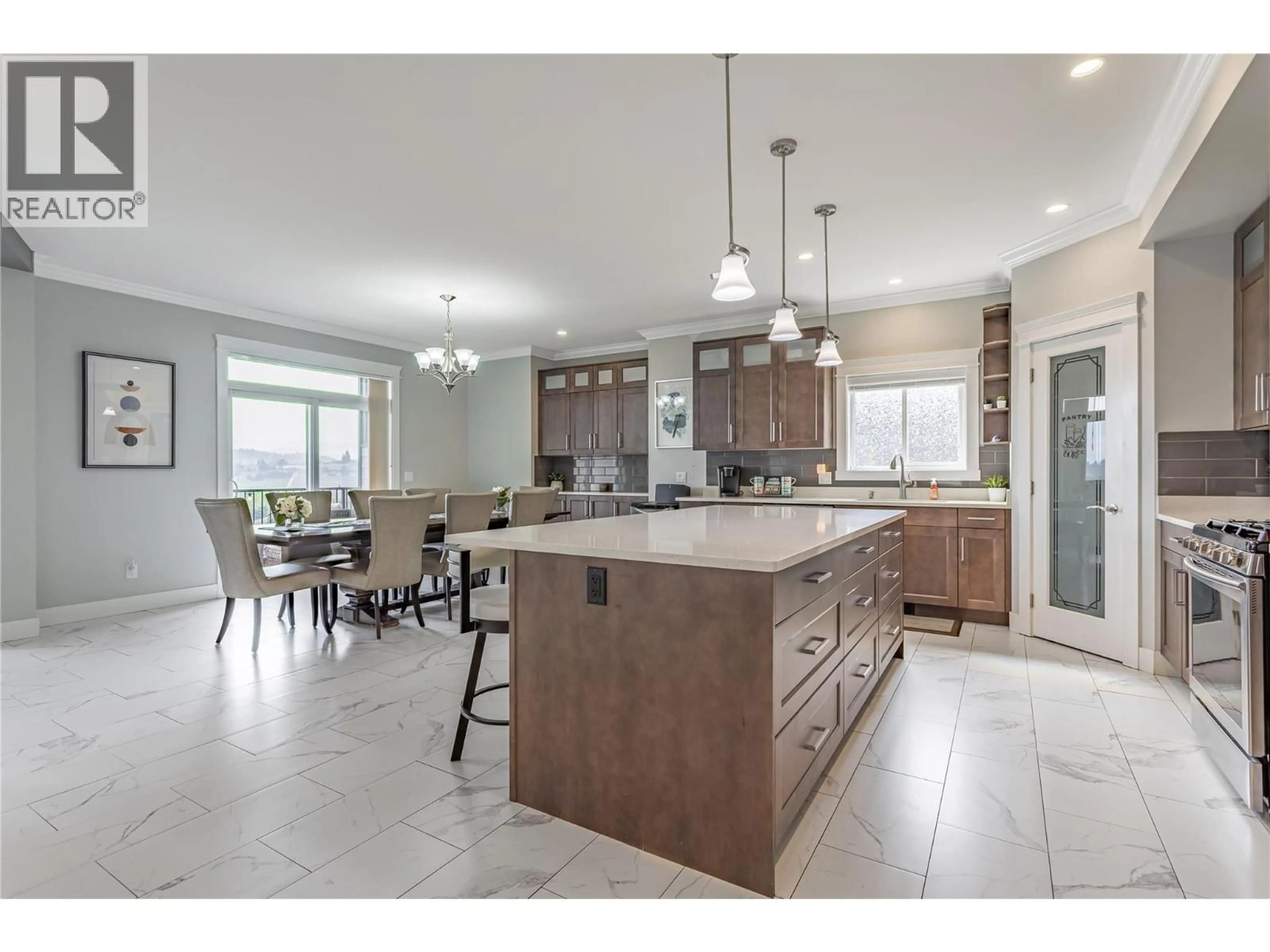 Open concept kitchen, ceramic/tile floor for 1774 CROSBY ROAD, Kelowna British Columbia V1V3G5