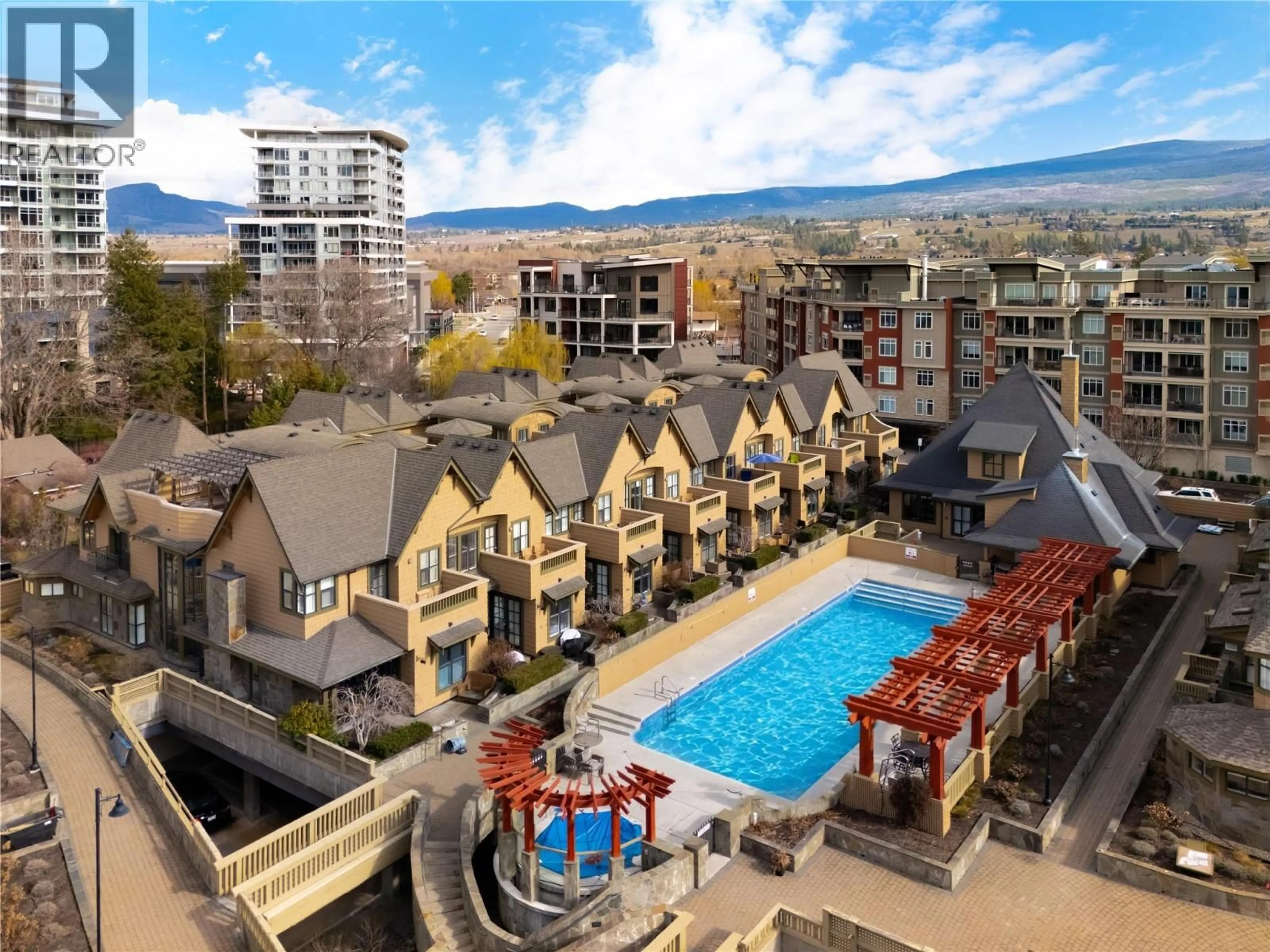 Pool for 124 - 3880 TRUSWELL ROAD, Kelowna British Columbia V1W5A2