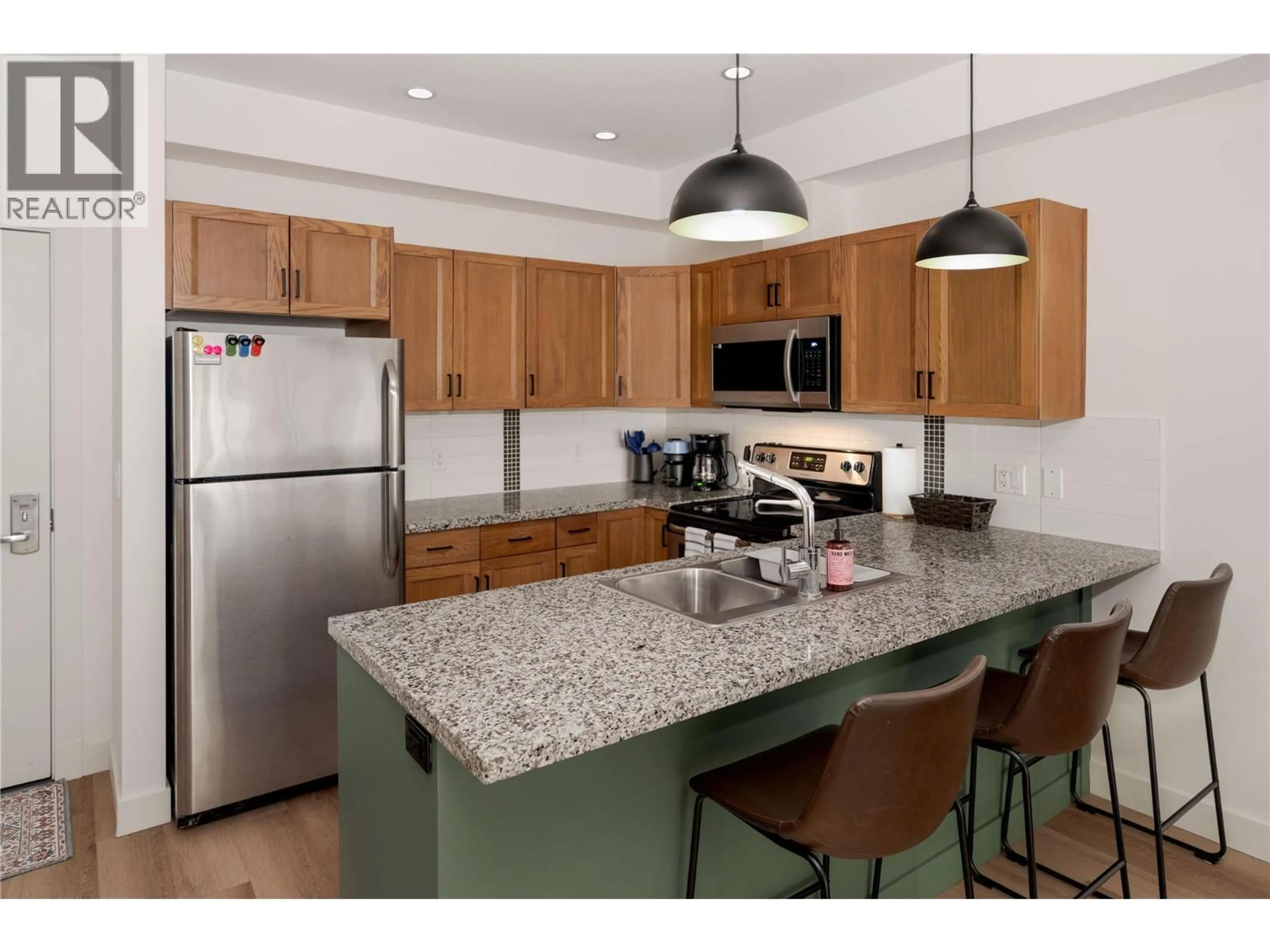 Standard kitchen, unknown for 208 - 3229 SKYVIEW LANE, West Kelowna British Columbia V4T3J3