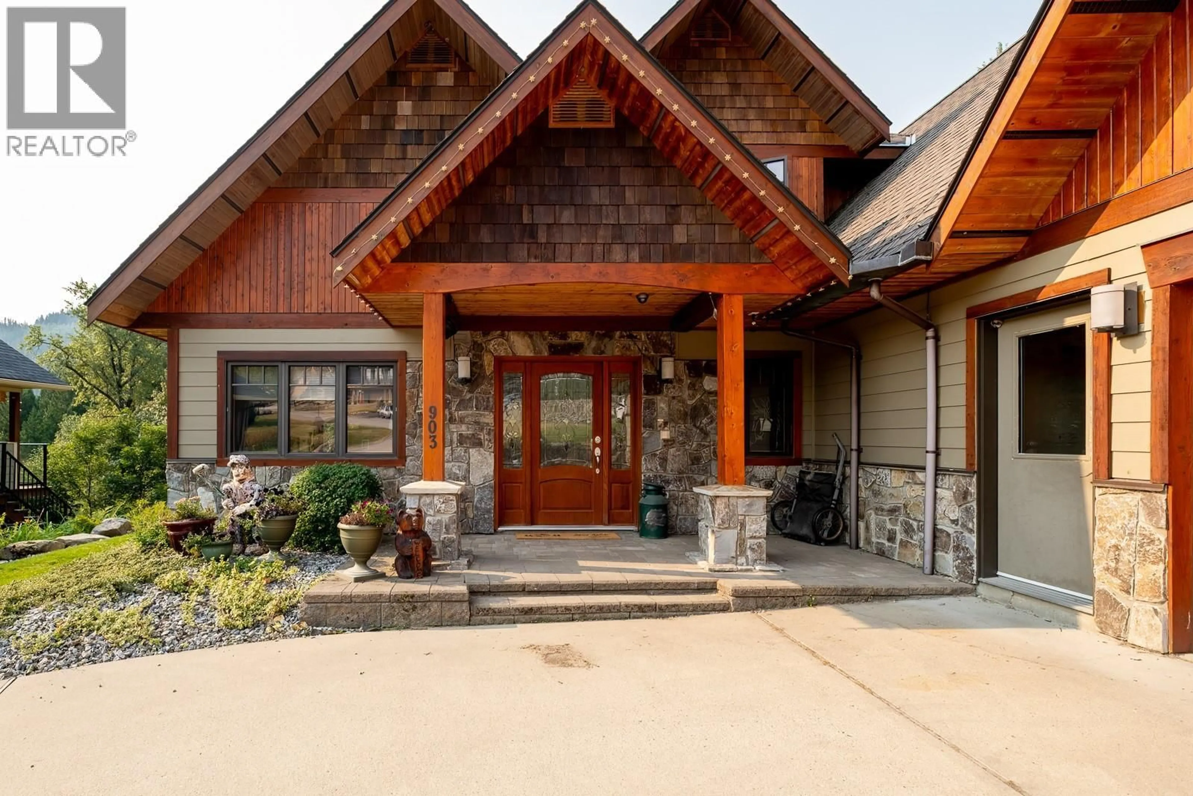 Unknown for 903 REDSTONE DRIVE, Rossland British Columbia V0G1Y0