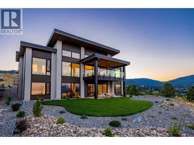 4011 SUNSTONE STREET, West Kelowna 4
