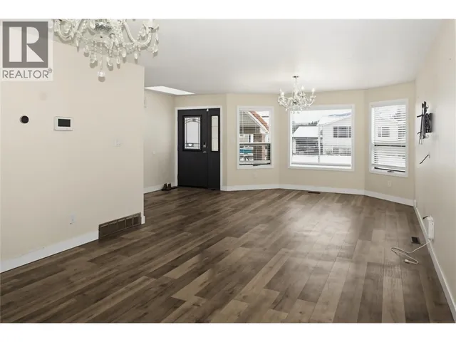 1133 13TH STREET, Kamloops 4