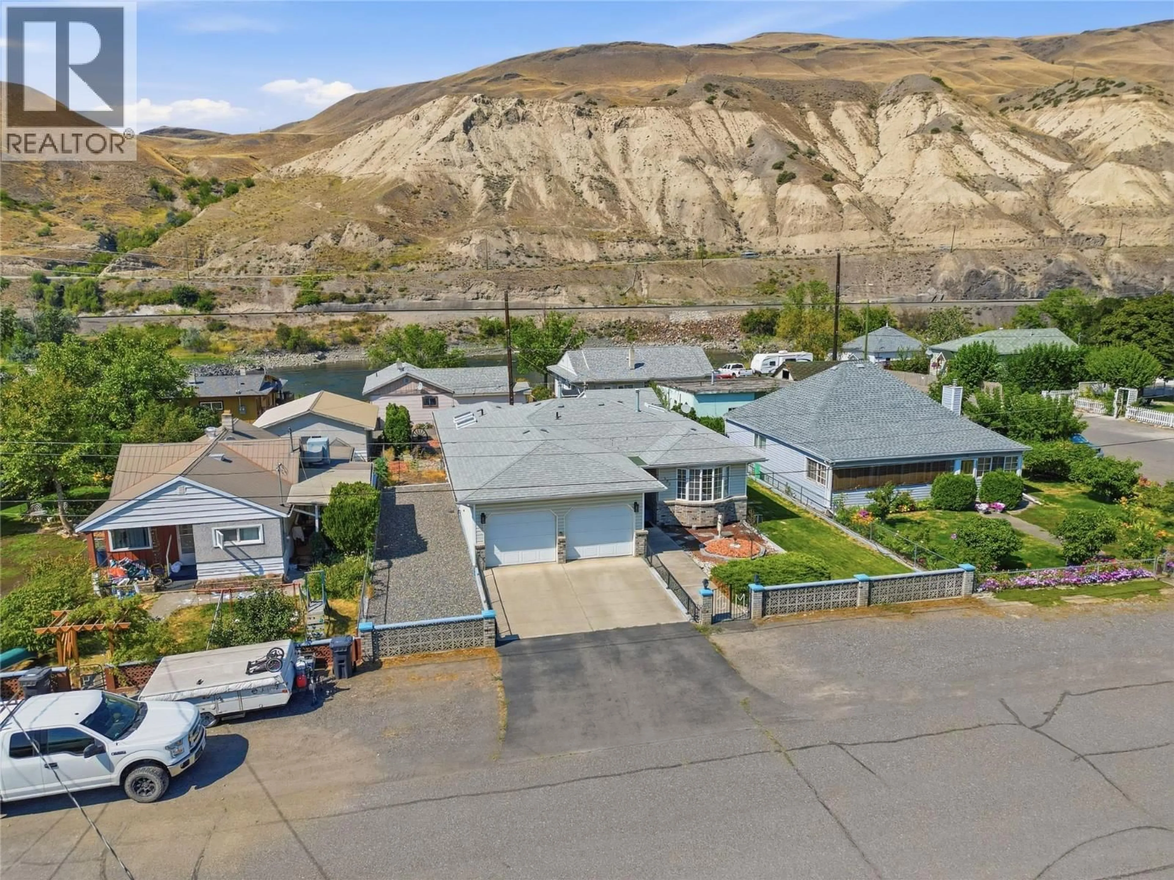 A pic from outside/outdoor area/front of a property/back of a property/a pic from drone, mountain view for 503 BANCROFT STREET, Ashcroft British Columbia V0K1A0