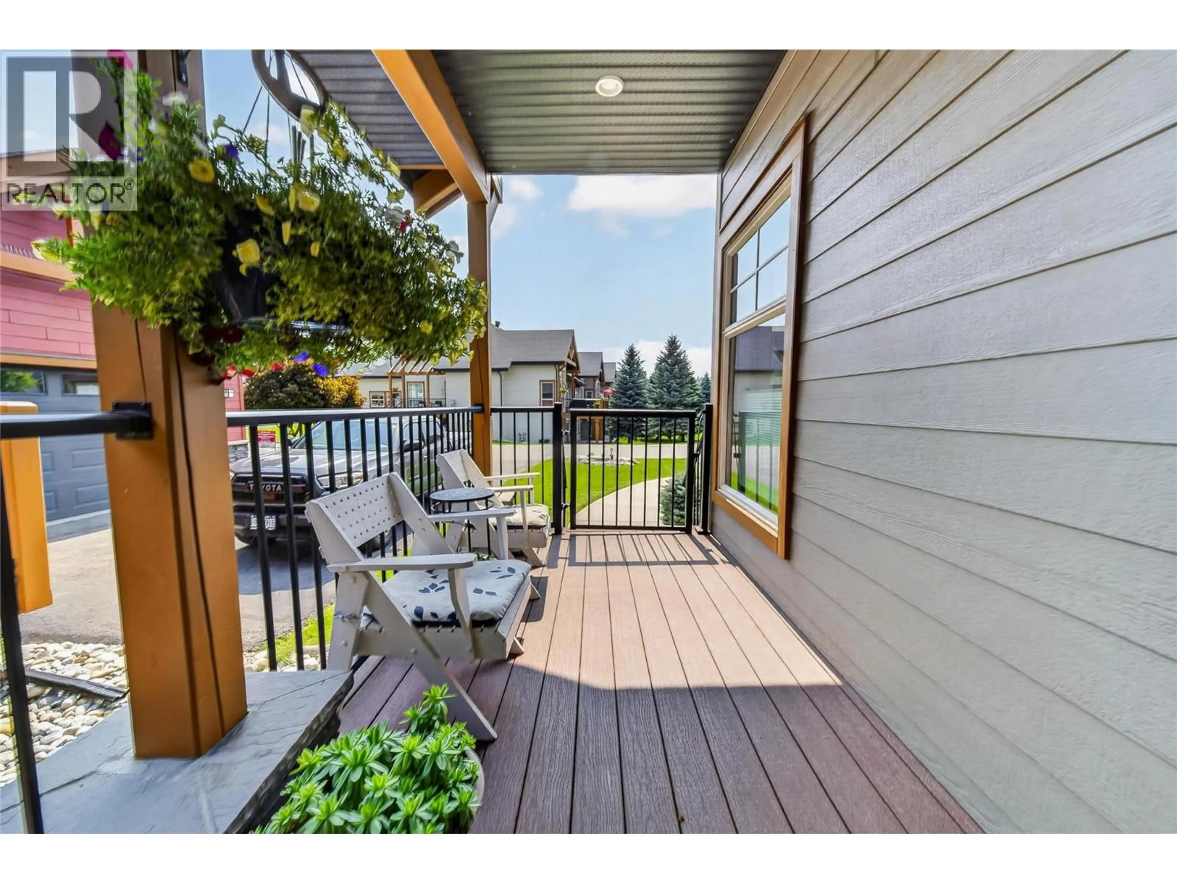 Patio, water/lake/river/ocean view for 204 BOULDER CREEK DRIVE, Cranbrook British Columbia V1C0B4