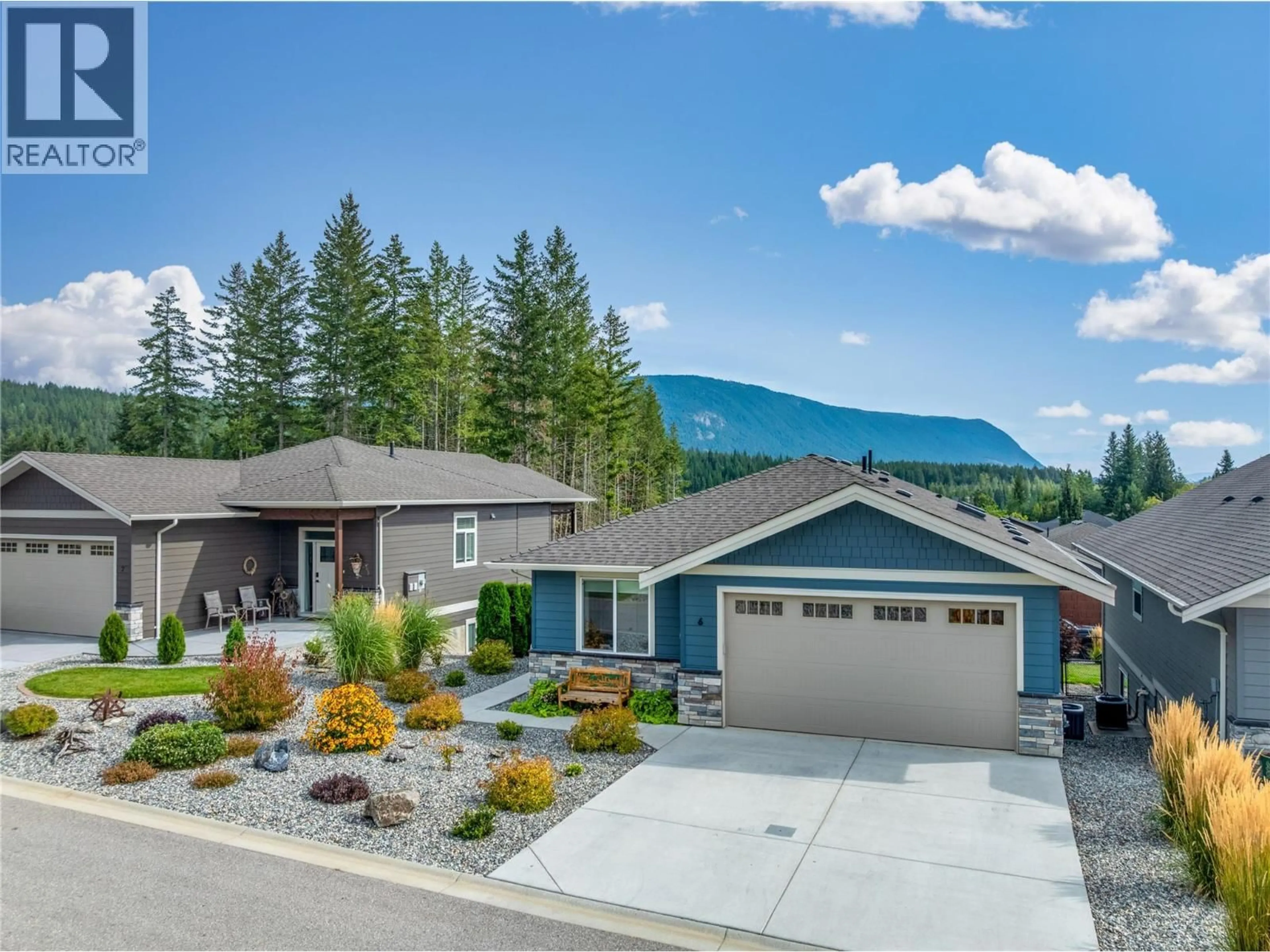 A pic from outside/outdoor area/front of a property/back of a property/a pic from drone, mountain view for 6 - 2715 GOLF COURSE DRIVE, Blind Bay British Columbia V0E1H1