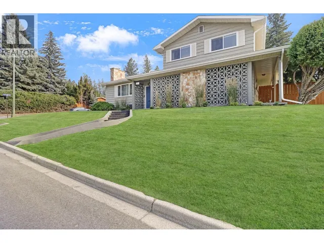 701 17TH AVENUE SOUTH, Cranbrook 2