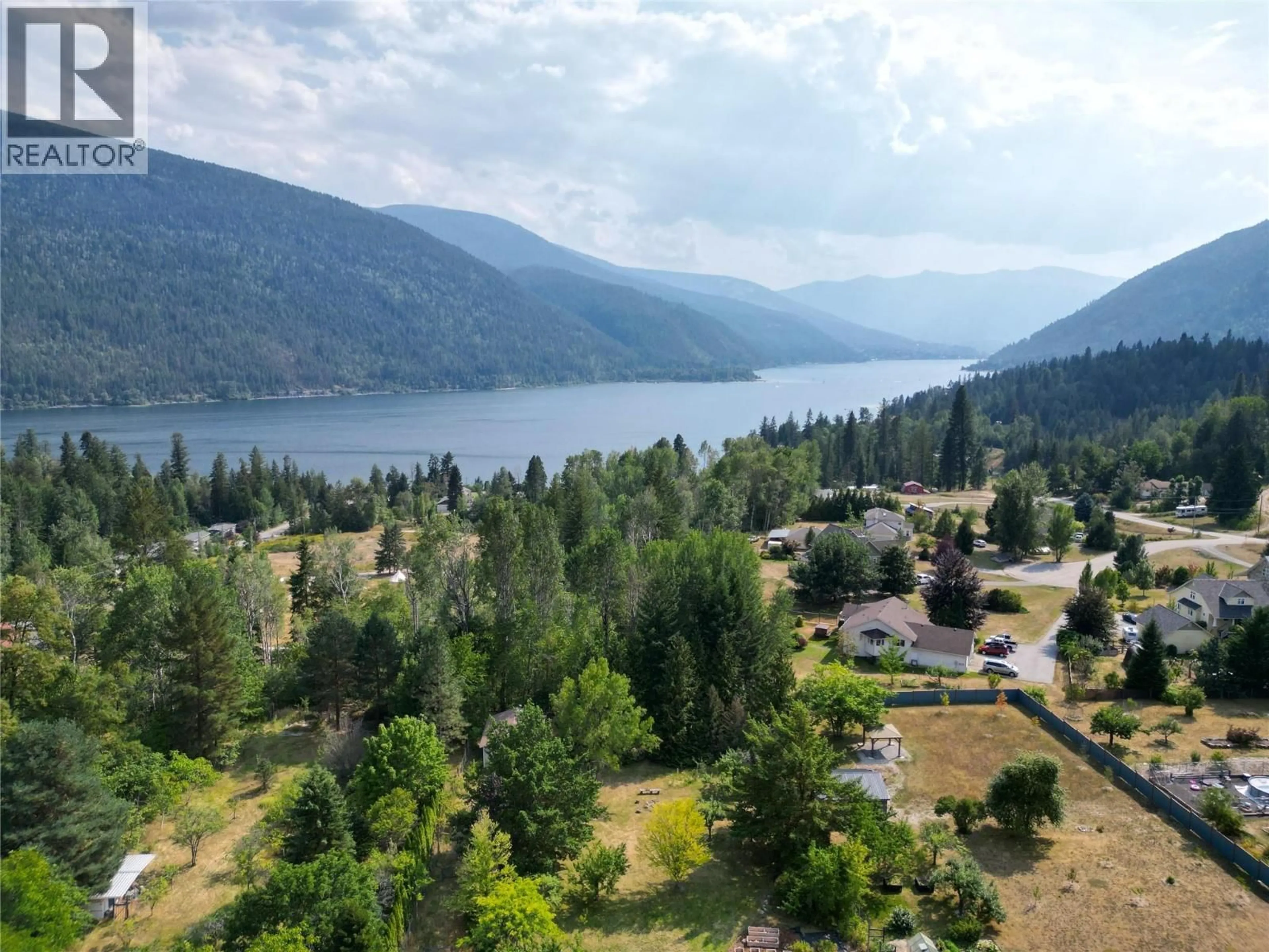 A pic from outside/outdoor area/front of a property/back of a property/a pic from drone, water/lake/river/ocean view for 2774 WAITE ROAD, Nelson British Columbia V1L6K9