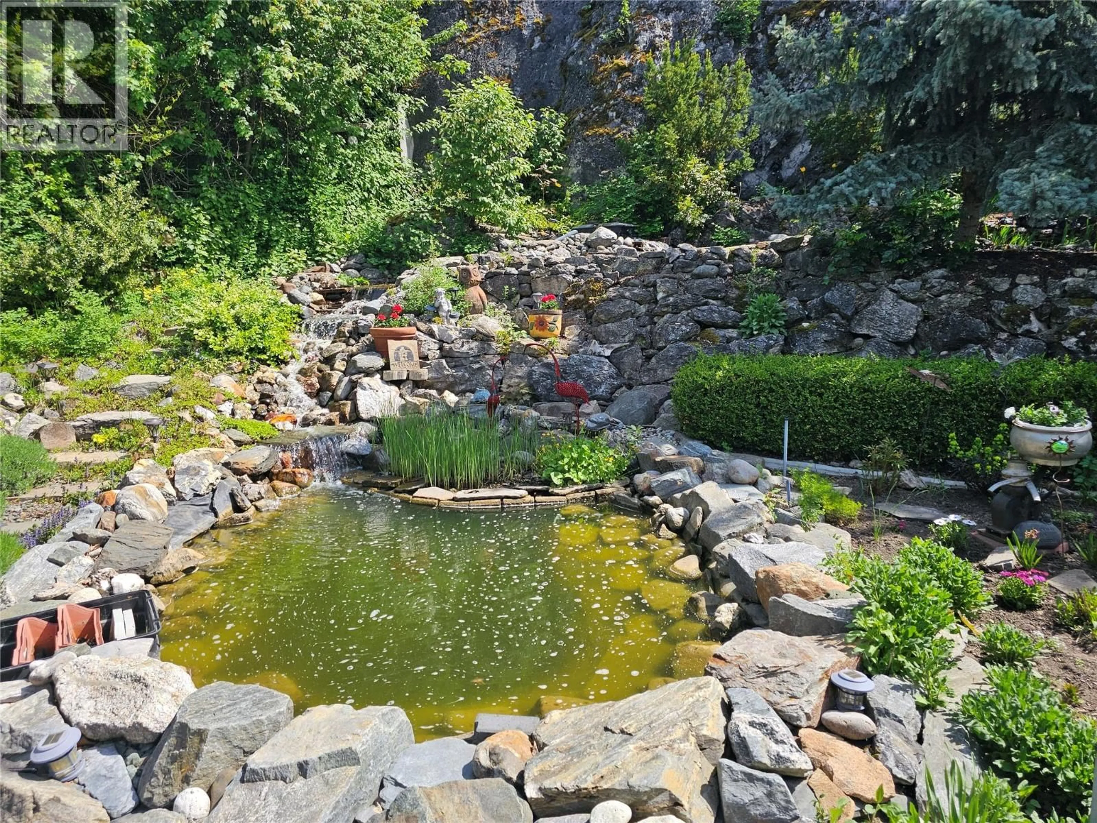 Patio, water/lake/river/ocean view for 3221 CROSBY ROAD, Vernon British Columbia V1T4Z7