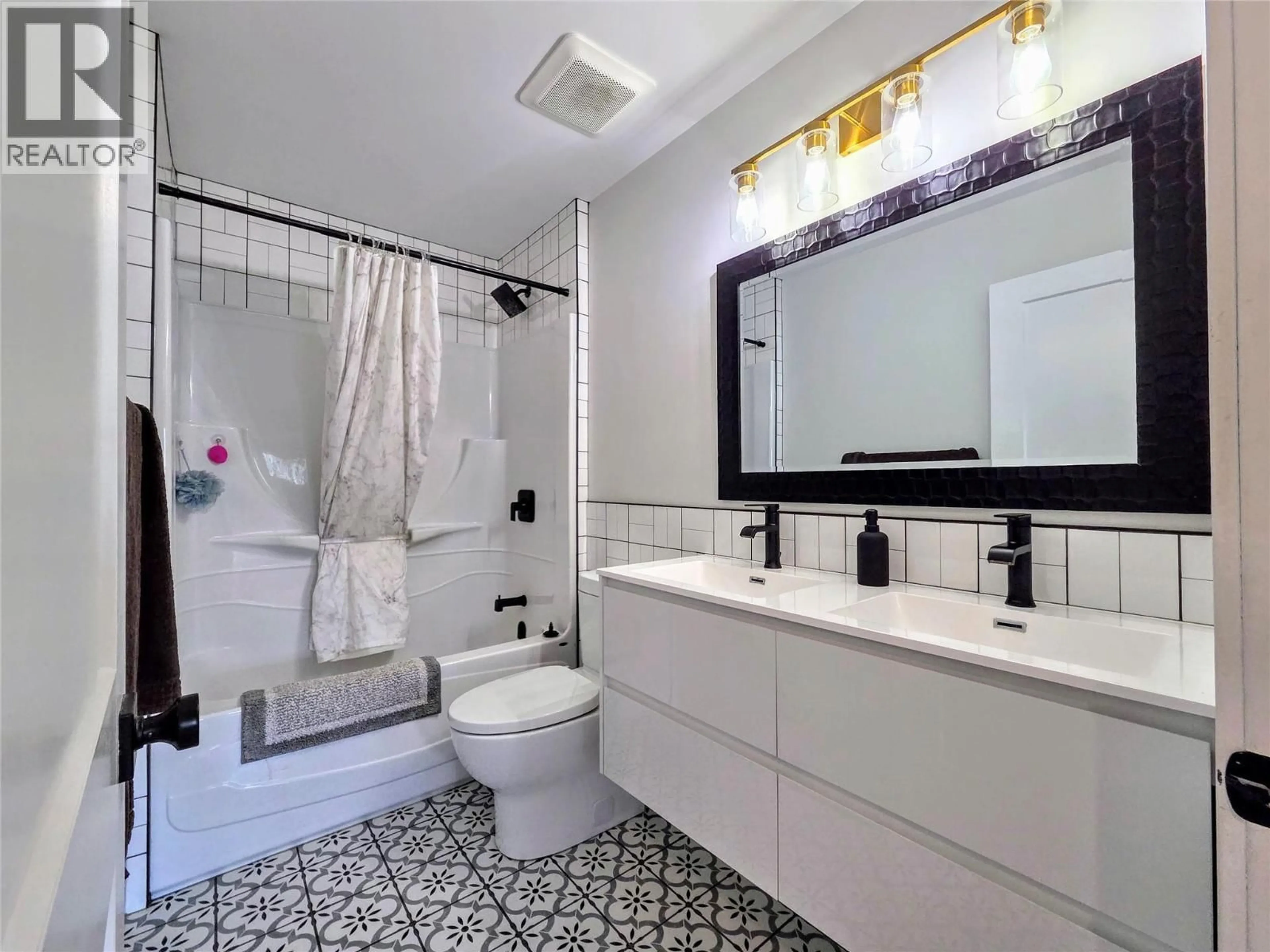 Contemporary bathroom, ceramic/tile floor for 1313 13TH AVENUE, Invermere British Columbia V0A1K4
