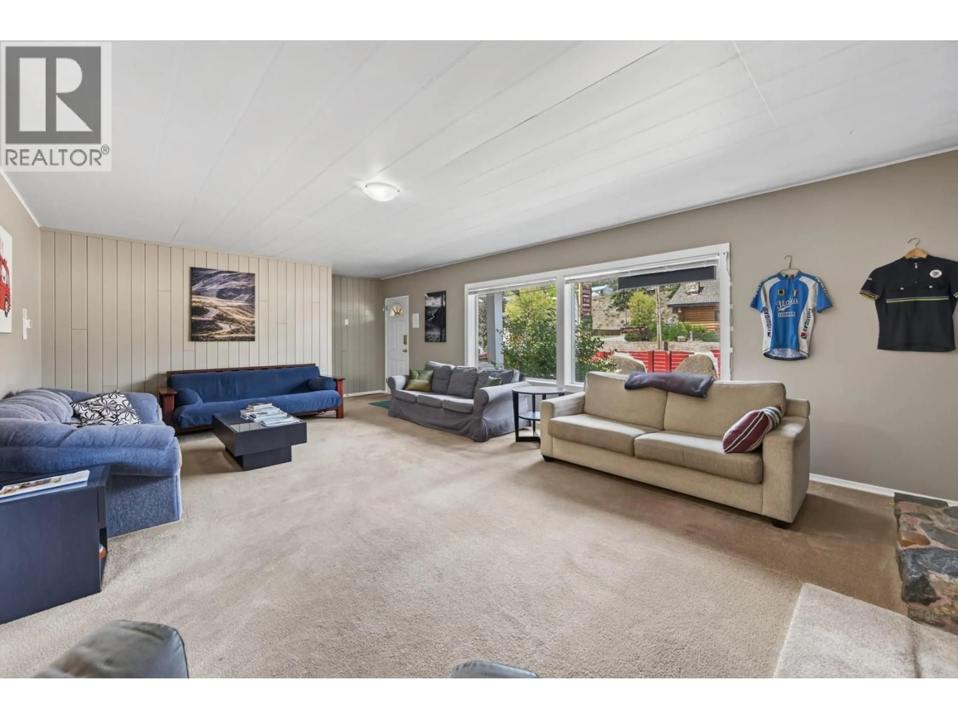 Living room with furniture, unknown for 1411 CARIBOO  97 HIGHWAY, Clinton British Columbia V0K1K0