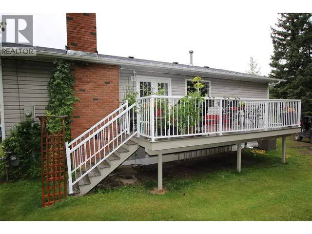40/48 KINUSEO PLACE, Tumbler Ridge 2