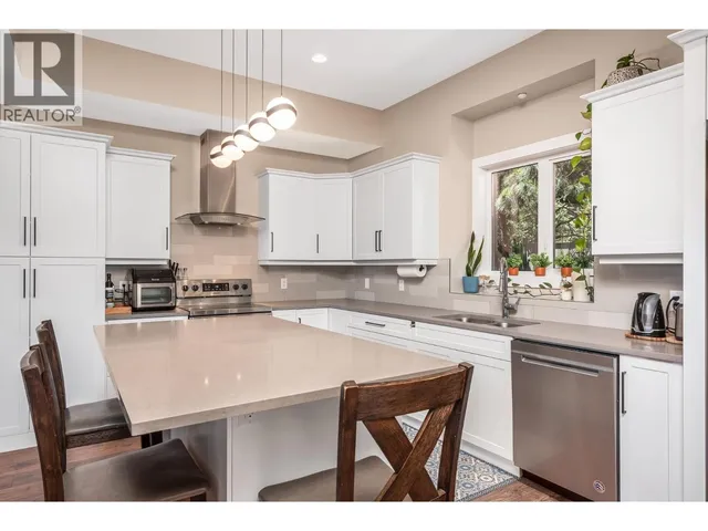 7 - 2893 ROBINSON ROAD, Lake Country 4