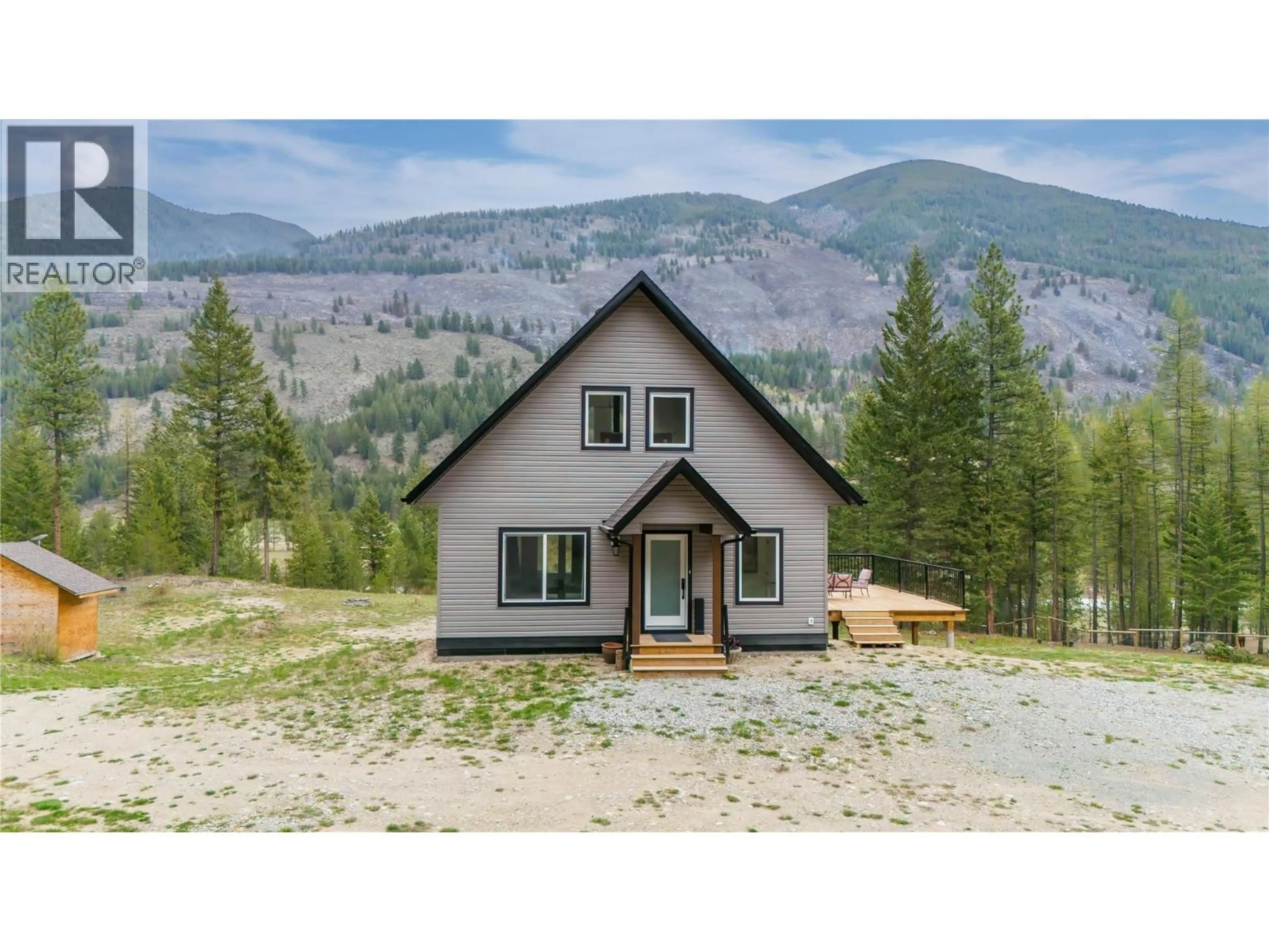Home with vinyl exterior material, mountain view for 4165 93 HIGHWAY, Grasmere British Columbia V0B1R0