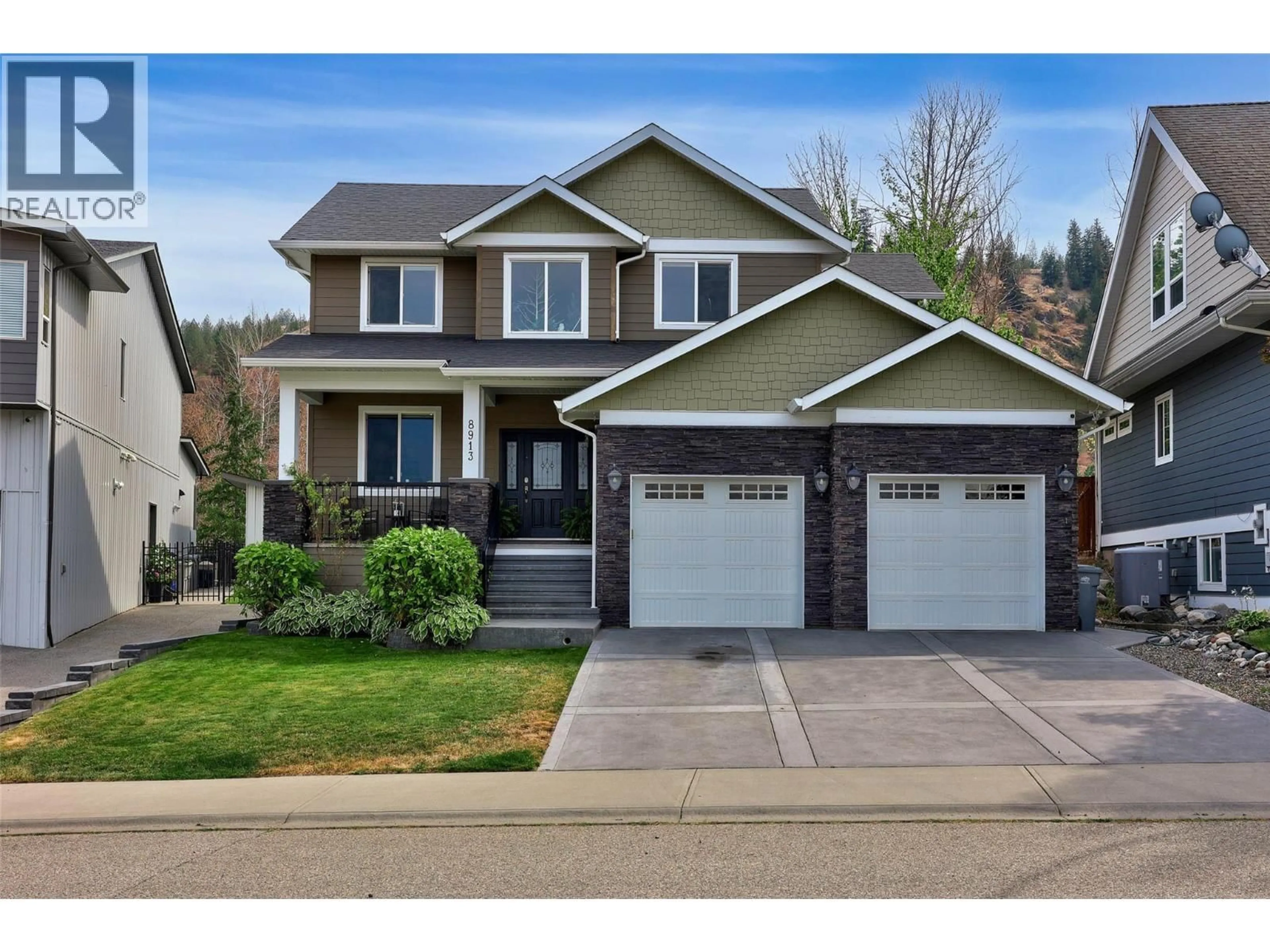Home with vinyl exterior material, street for 8913 GRIZZLY CRESCENT, Kamloops British Columbia V2C6T9