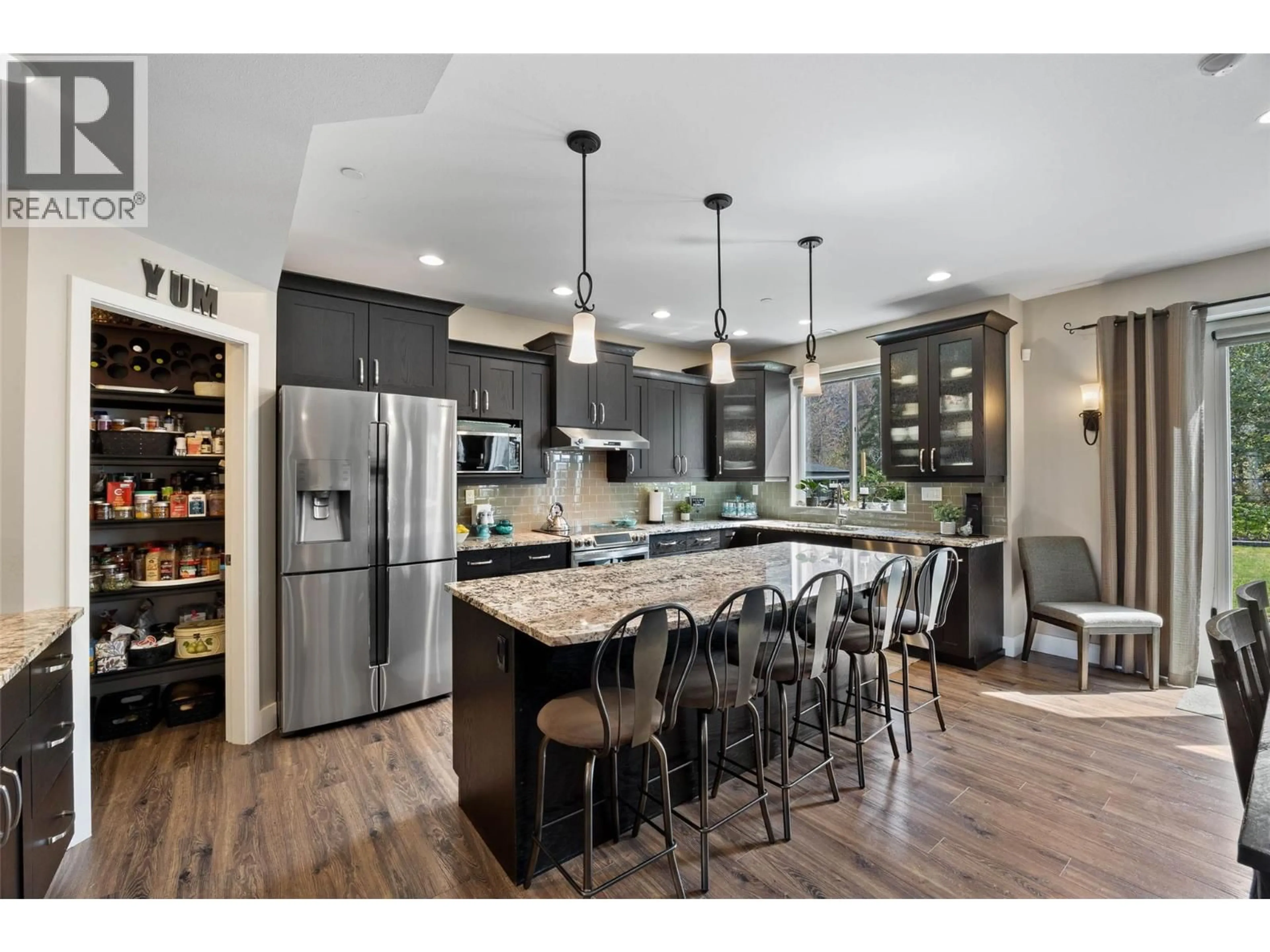 Open concept kitchen, unknown for 8913 GRIZZLY CRESCENT, Kamloops British Columbia V2C6T9