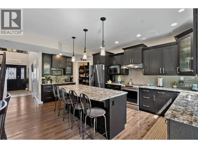 8913 GRIZZLY CRESCENT, Kamloops 4