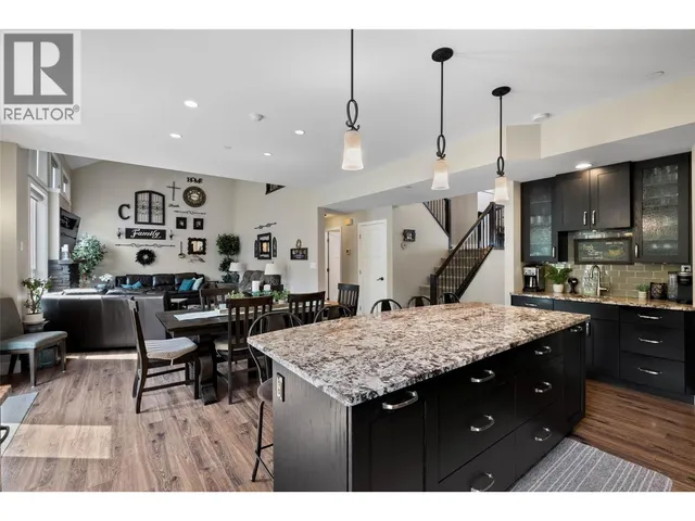 8913 GRIZZLY CRESCENT, Kamloops 5