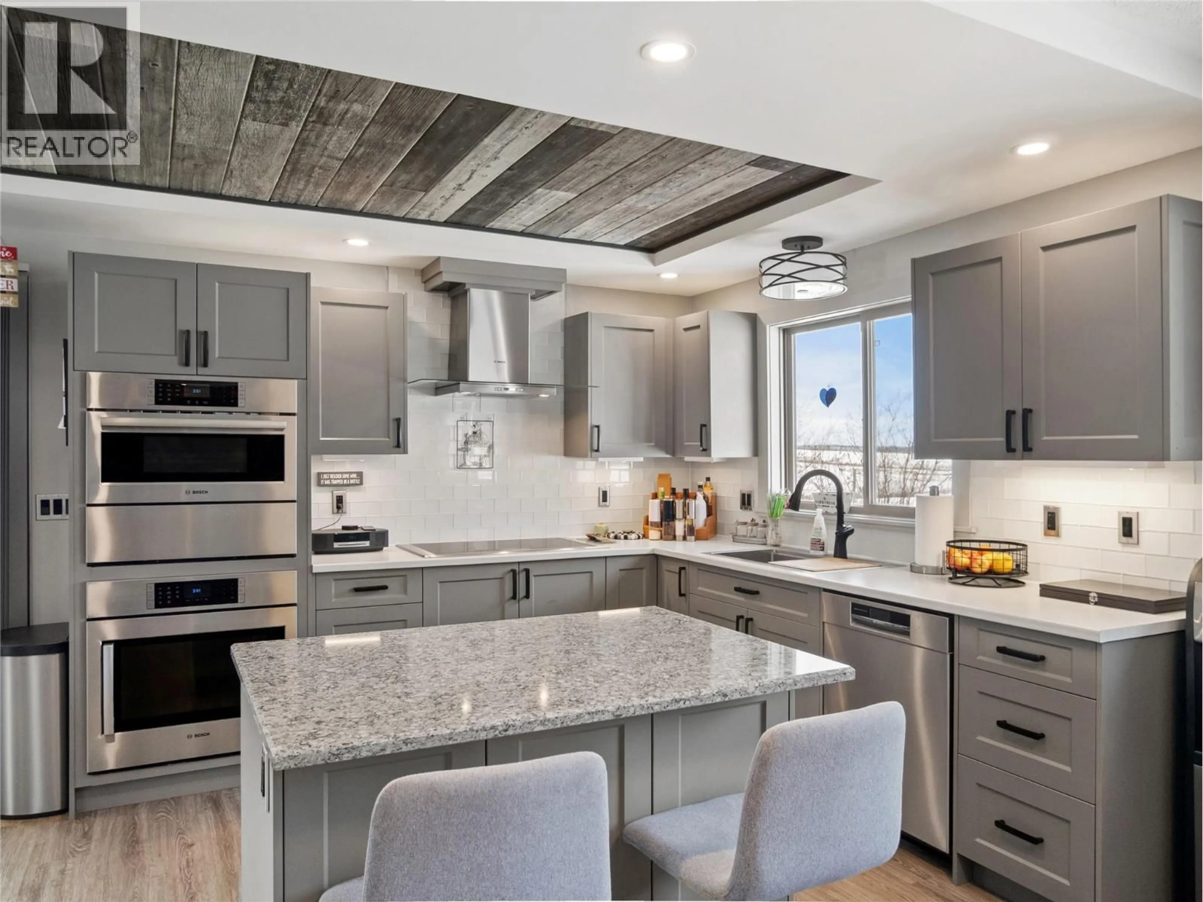 Contemporary kitchen, unknown for 13323 TORVAN OTHER, Dawson Creek British Columbia V1G0C2