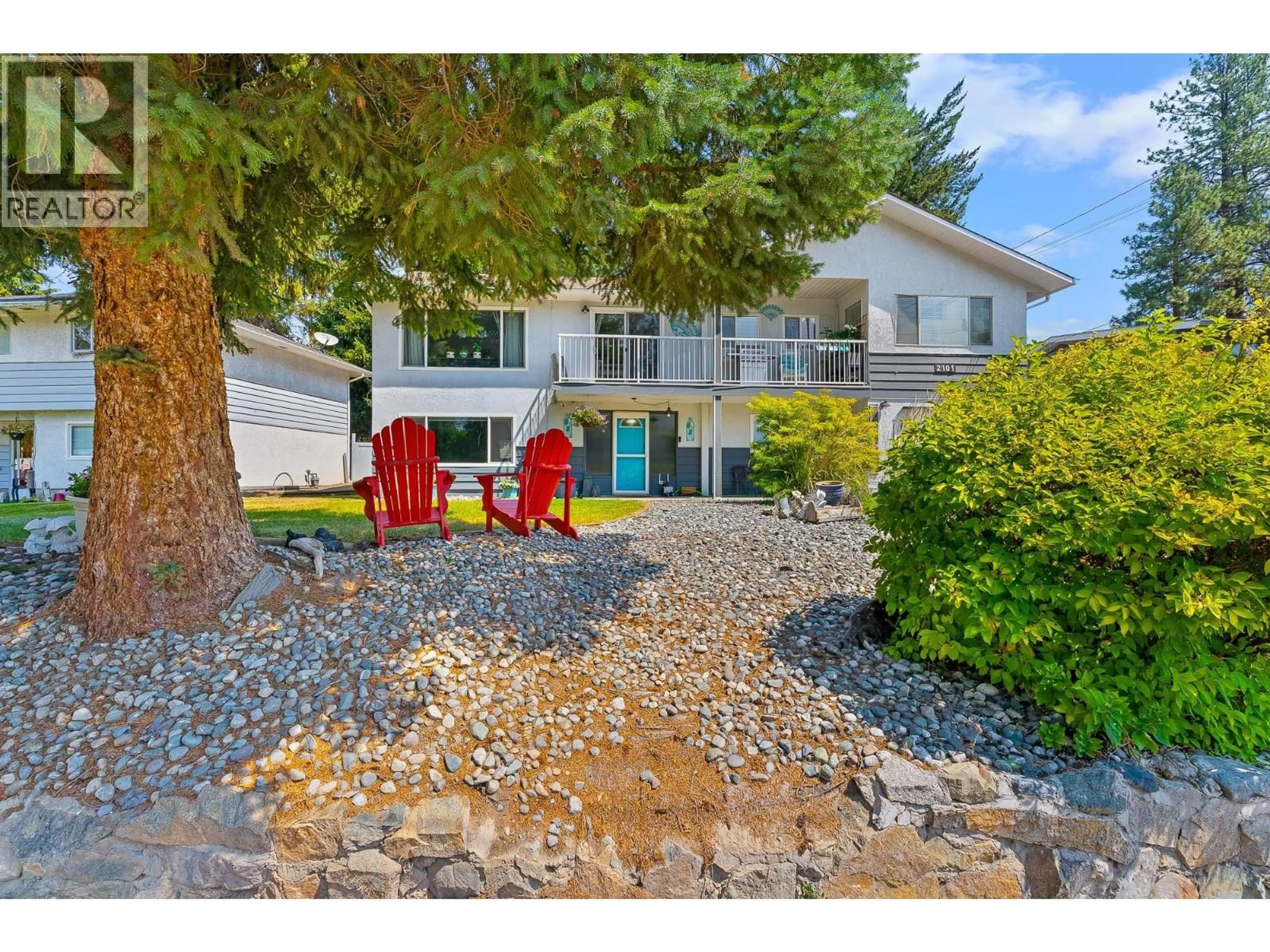 A pic from outside/outdoor area/front of a property/back of a property/a pic from drone, water/lake/river/ocean view for 2101 GILLIS CRESCENT, Merritt British Columbia V1K1H9