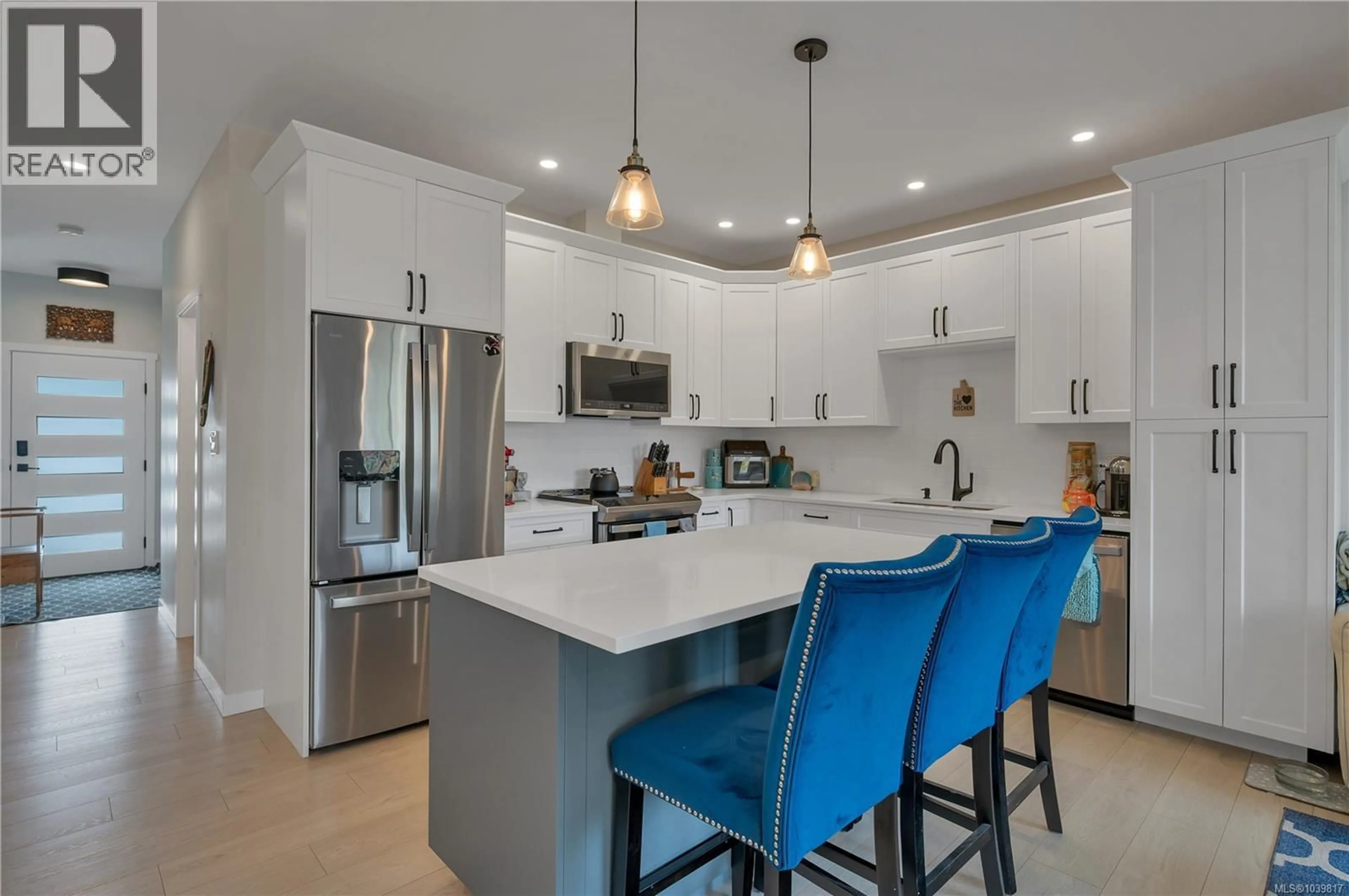 Open concept kitchen, ceramic/tile floor for B - 2142 NIKOLA PLACE, Campbell River British Columbia V9W6H9