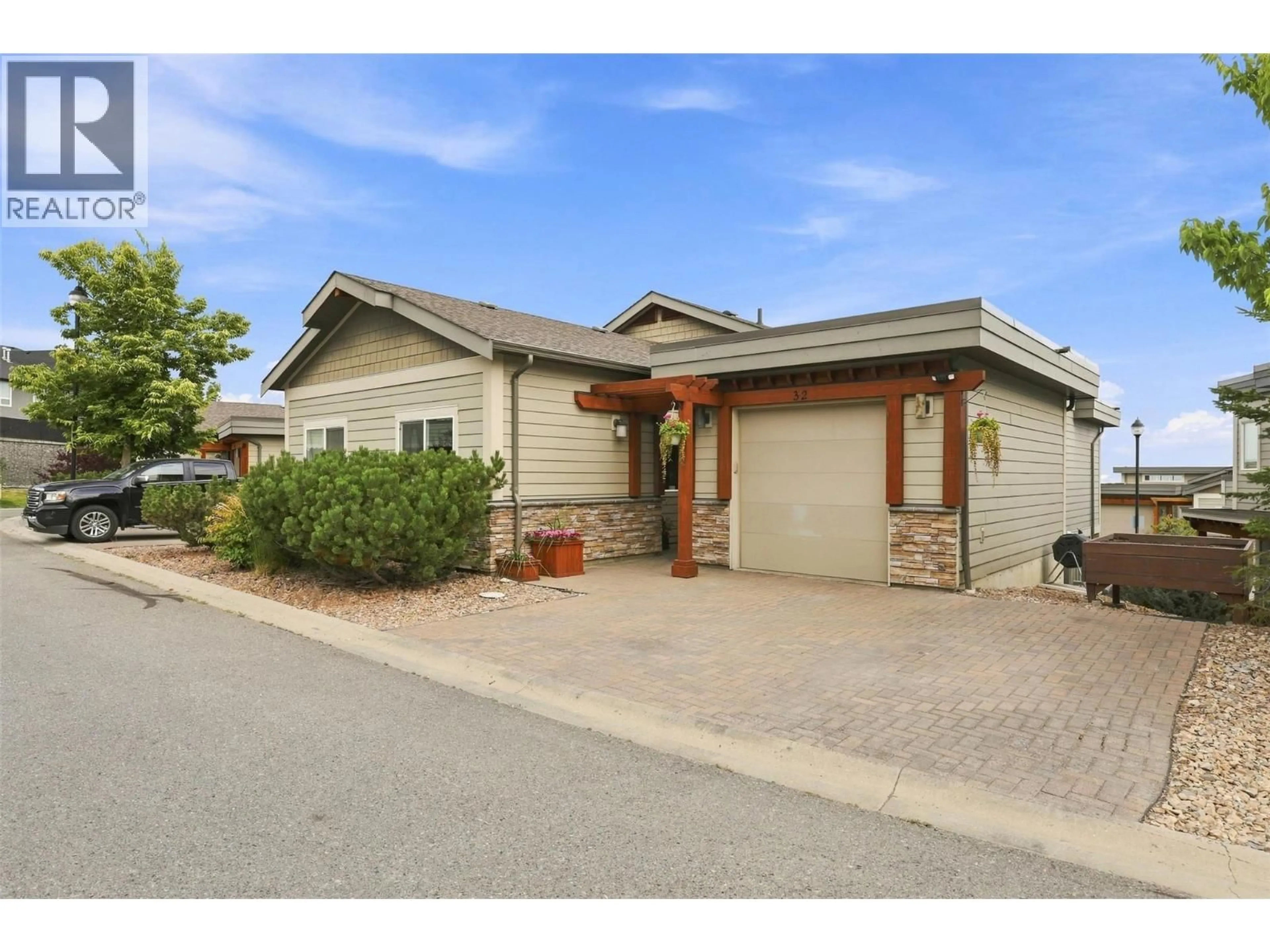 Unknown for 32 - 2200 LINFIELD DRIVE, Kamloops British Columbia V1S0C5
