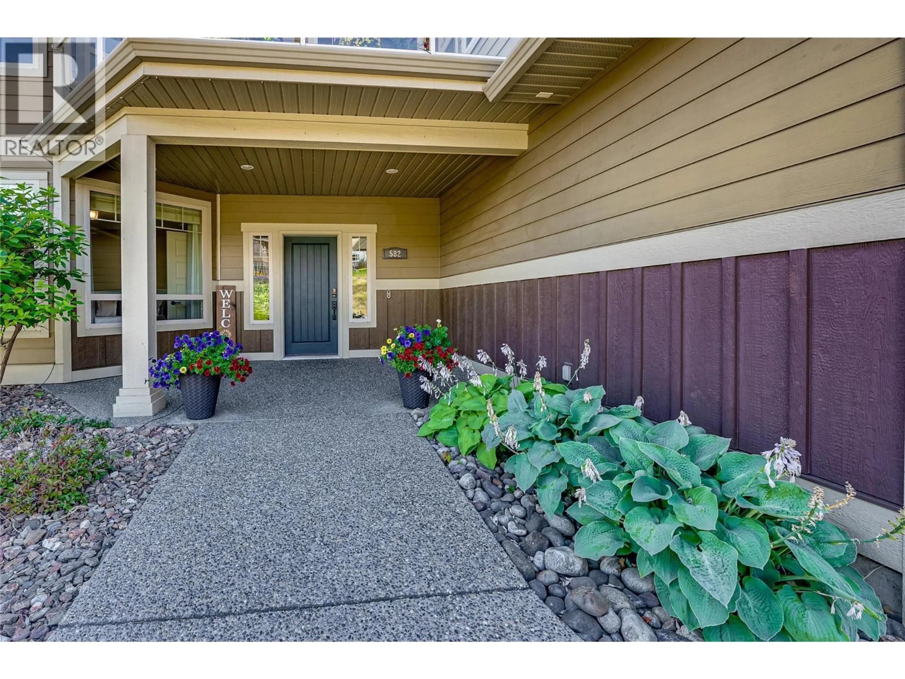 Indoor entryway for 582 MT. IDA DRIVE, Coldstream British Columbia V1B4A8