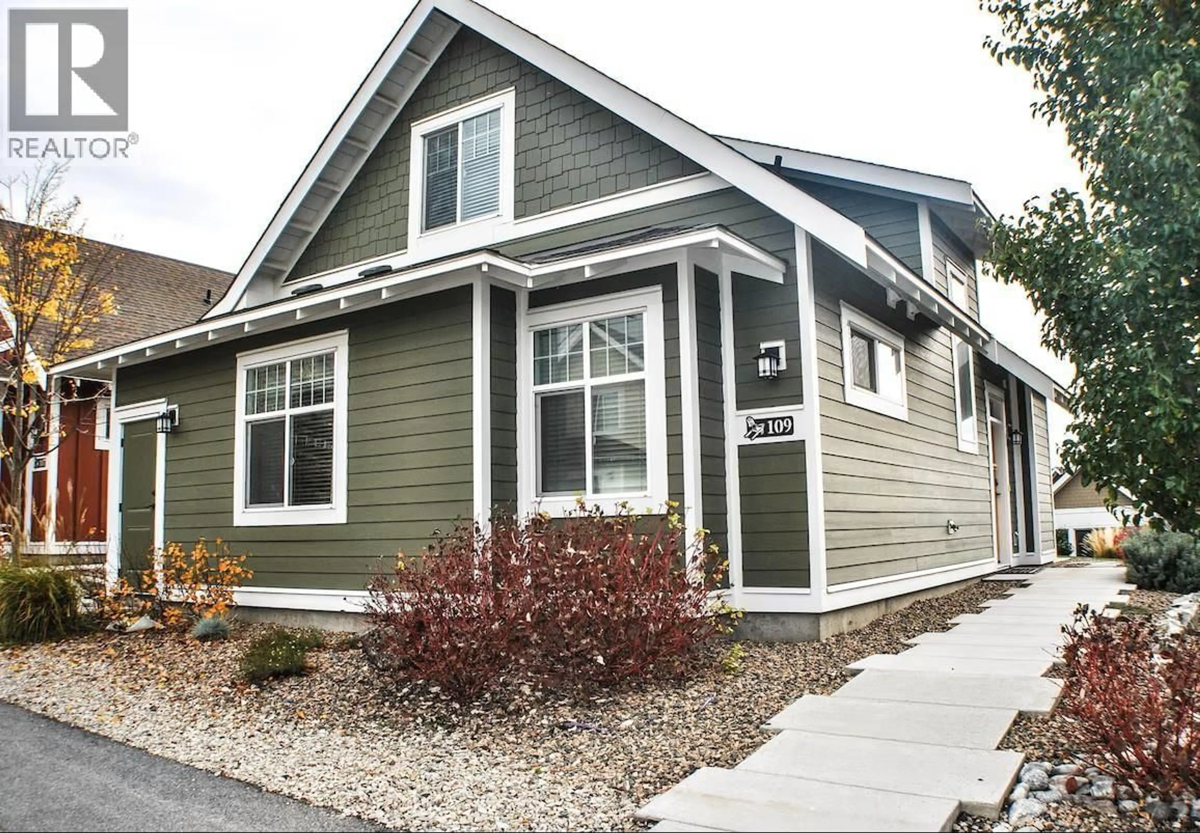 Home with vinyl exterior material, street for 109 - 2450 RADIO TOWER ROAD, Oliver British Columbia V0H1T1