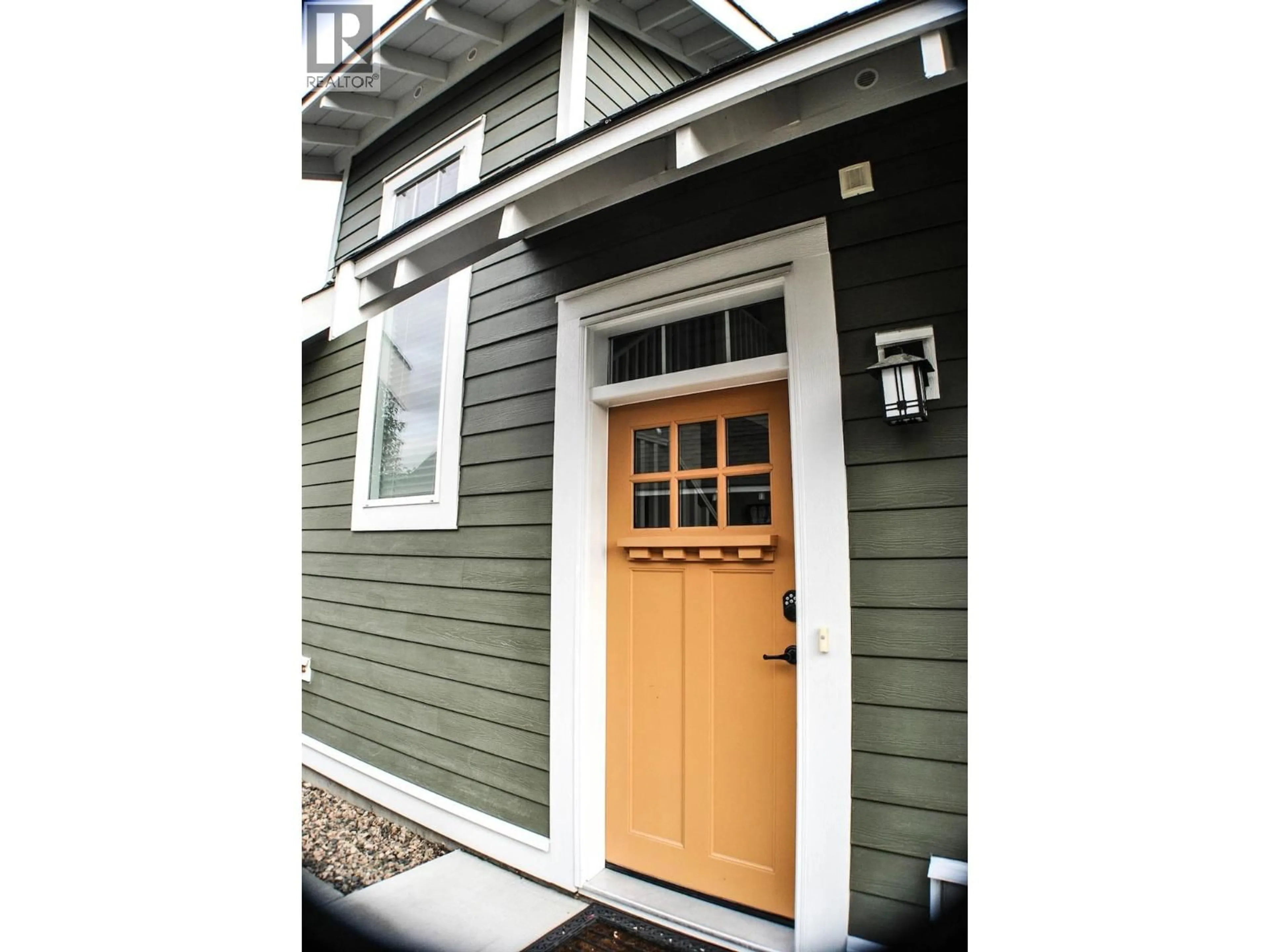 Home with vinyl exterior material, street for 109 - 2450 RADIO TOWER ROAD, Oliver British Columbia V0H1T1