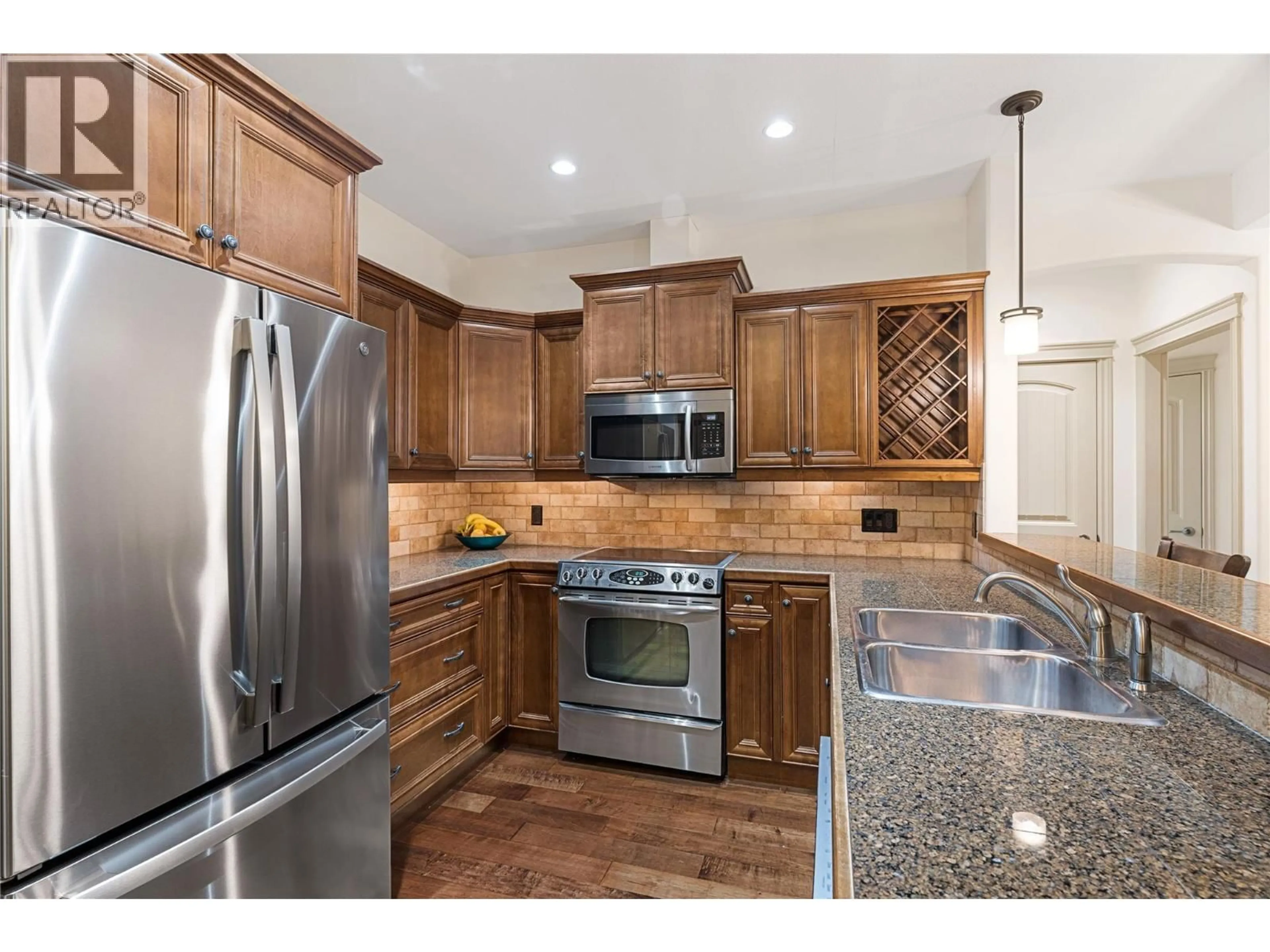 Open concept kitchen, ceramic/tile floor for 206 - 2780 AUBURN ROAD, West Kelowna British Columbia V4T4C2