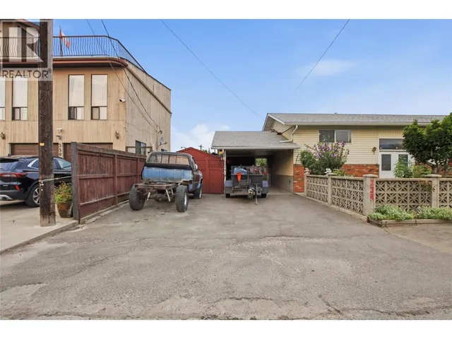 334 MCGOWAN AVENUE, Kamloops 2