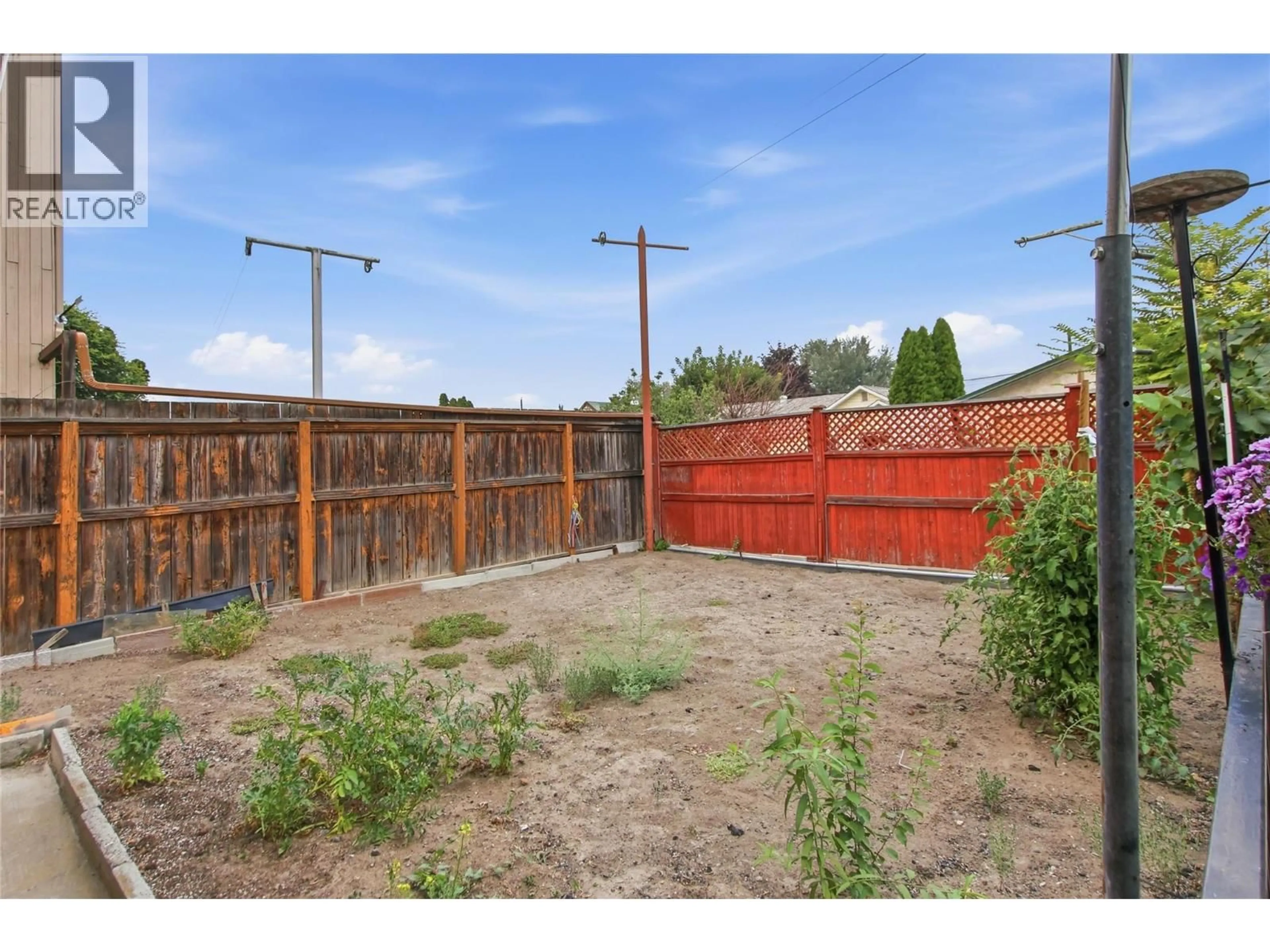 Unknown for 334 MCGOWAN AVENUE, Kamloops British Columbia V2B2N7