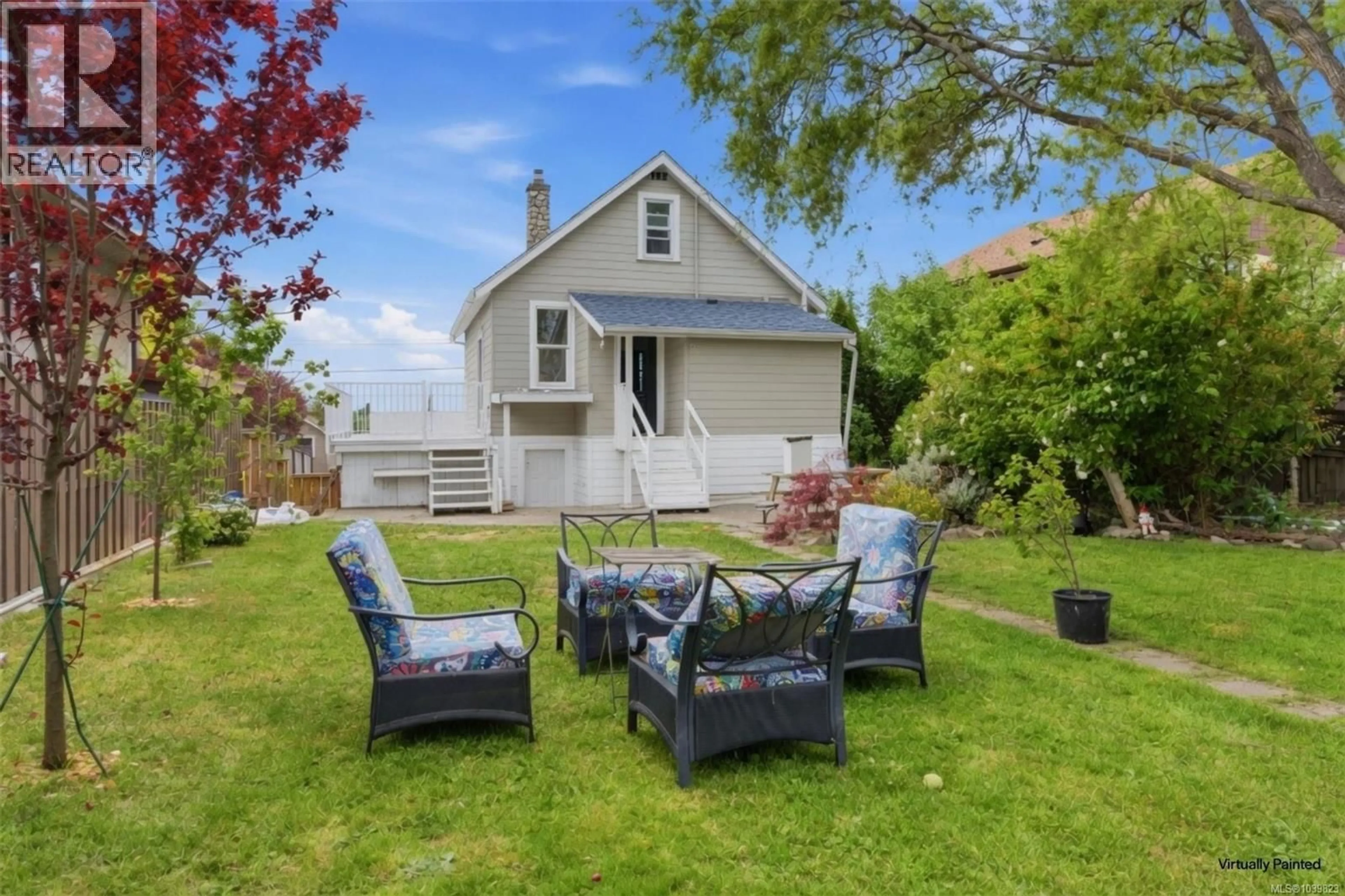 Patio, water/lake/river/ocean view for 236 CREASE AVENUE, Saanich British Columbia V8Z1S9