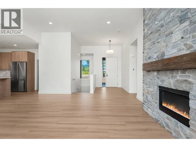 4832 GULCH ROAD, Spallumcheen 5