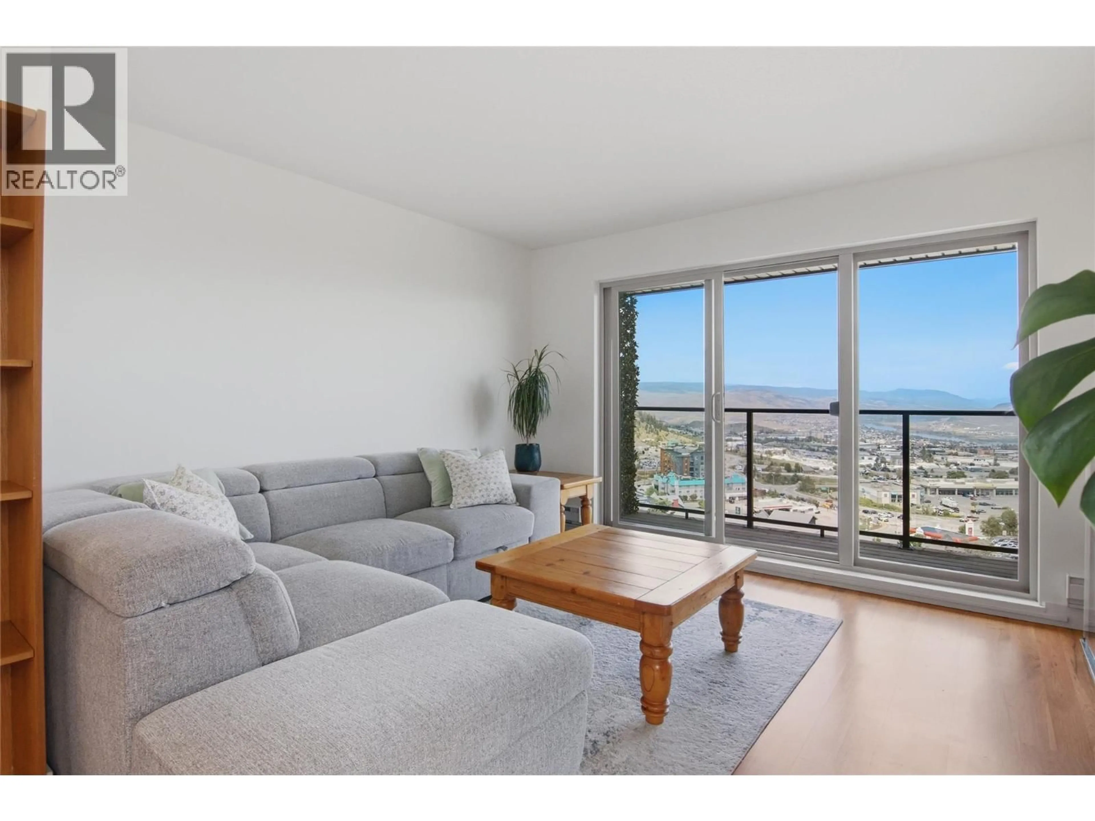 Living room with furniture, unknown for 12 - 1110 HUGH ALLAN DRIVE, Kamloops British Columbia V1S0B5